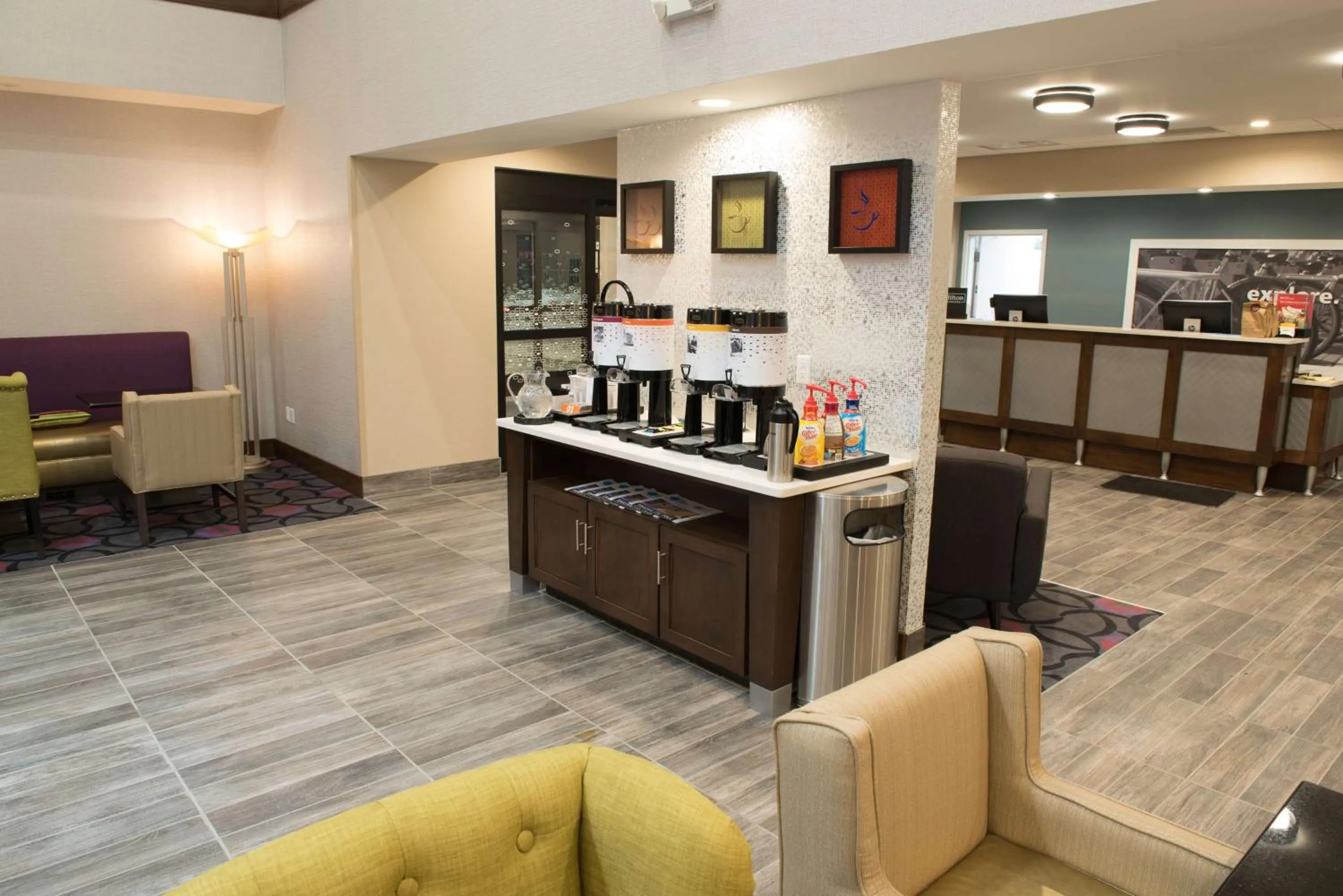 Lobby or reception in Hampton Inn & Suites Bay City