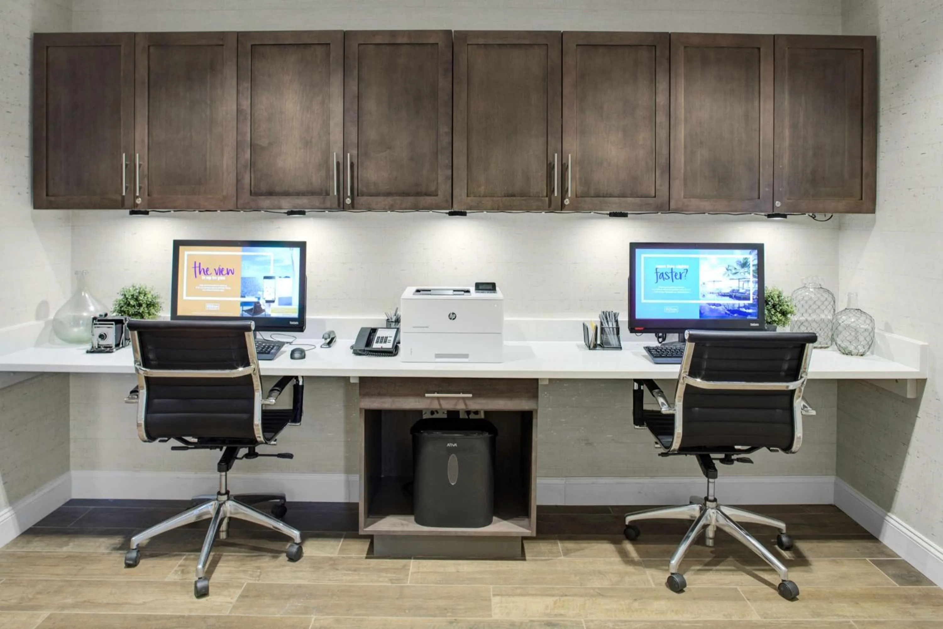 Business facilities in Hampton Inn & Suites Pittsburg Kansas Crossing Casino near Pitt State Univ