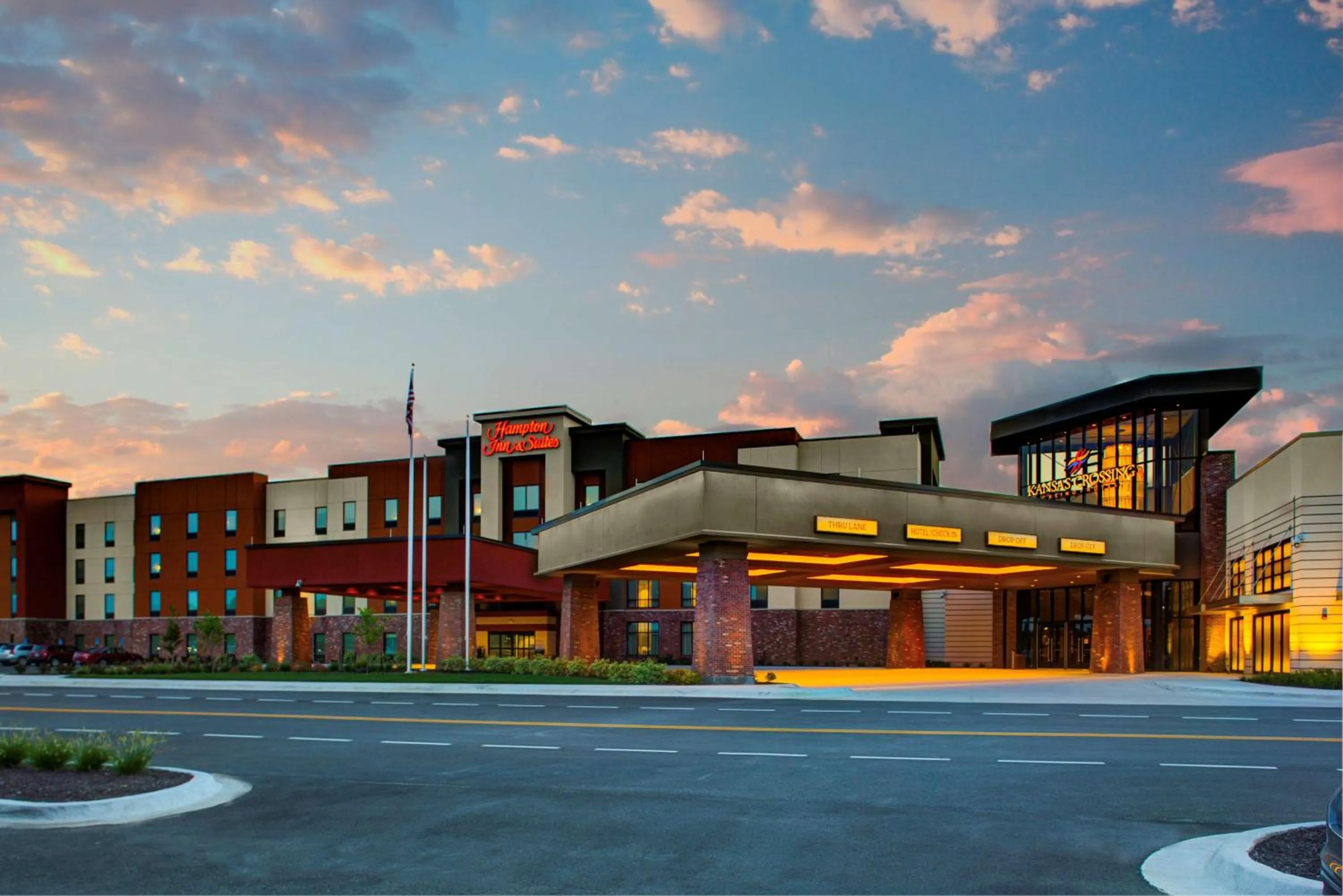 Property building in Hampton Inn & Suites Pittsburg Kansas Crossing Casino near Pitt State Univ