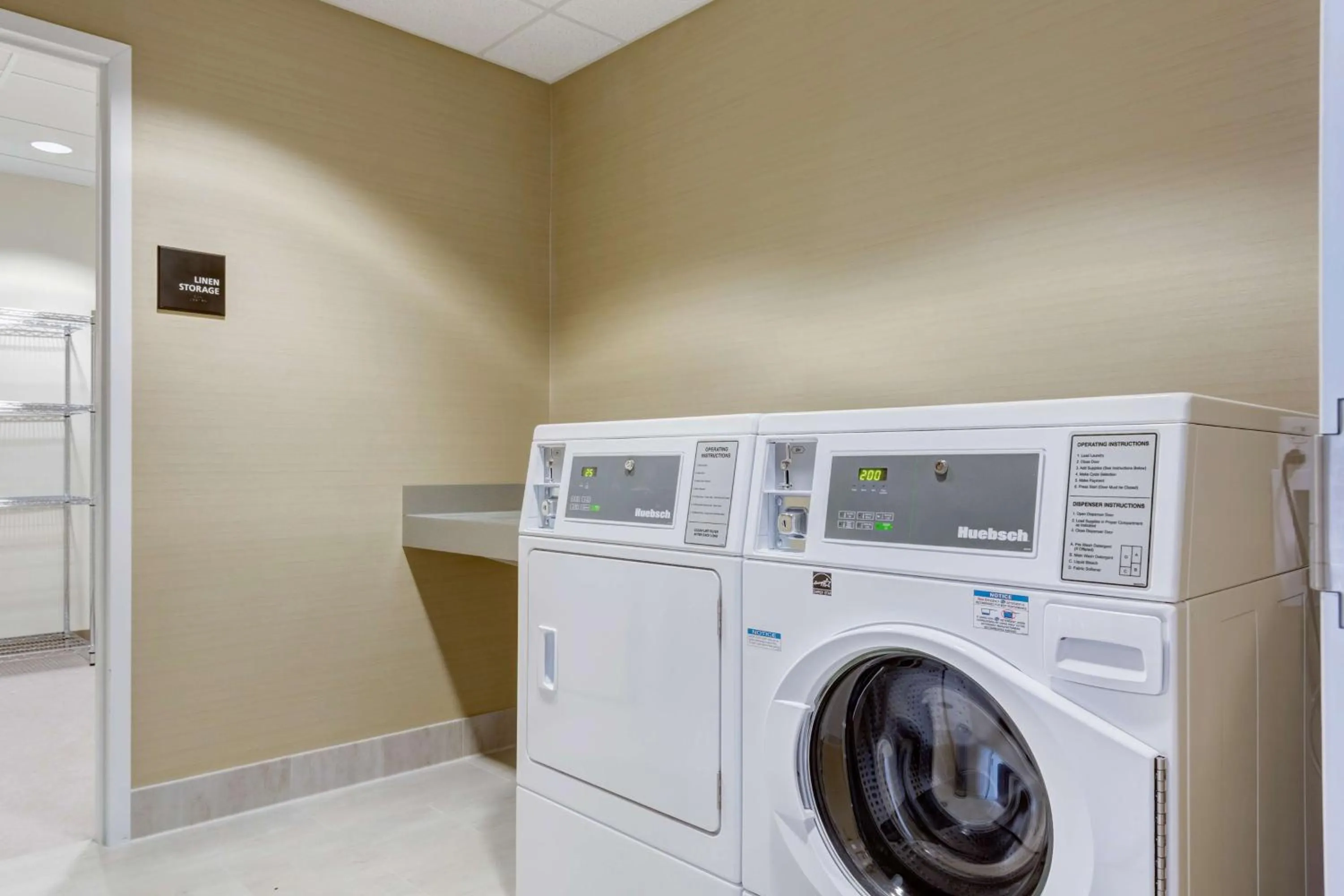 Property building in Hampton Inn-St. Louis Wentzville, MO