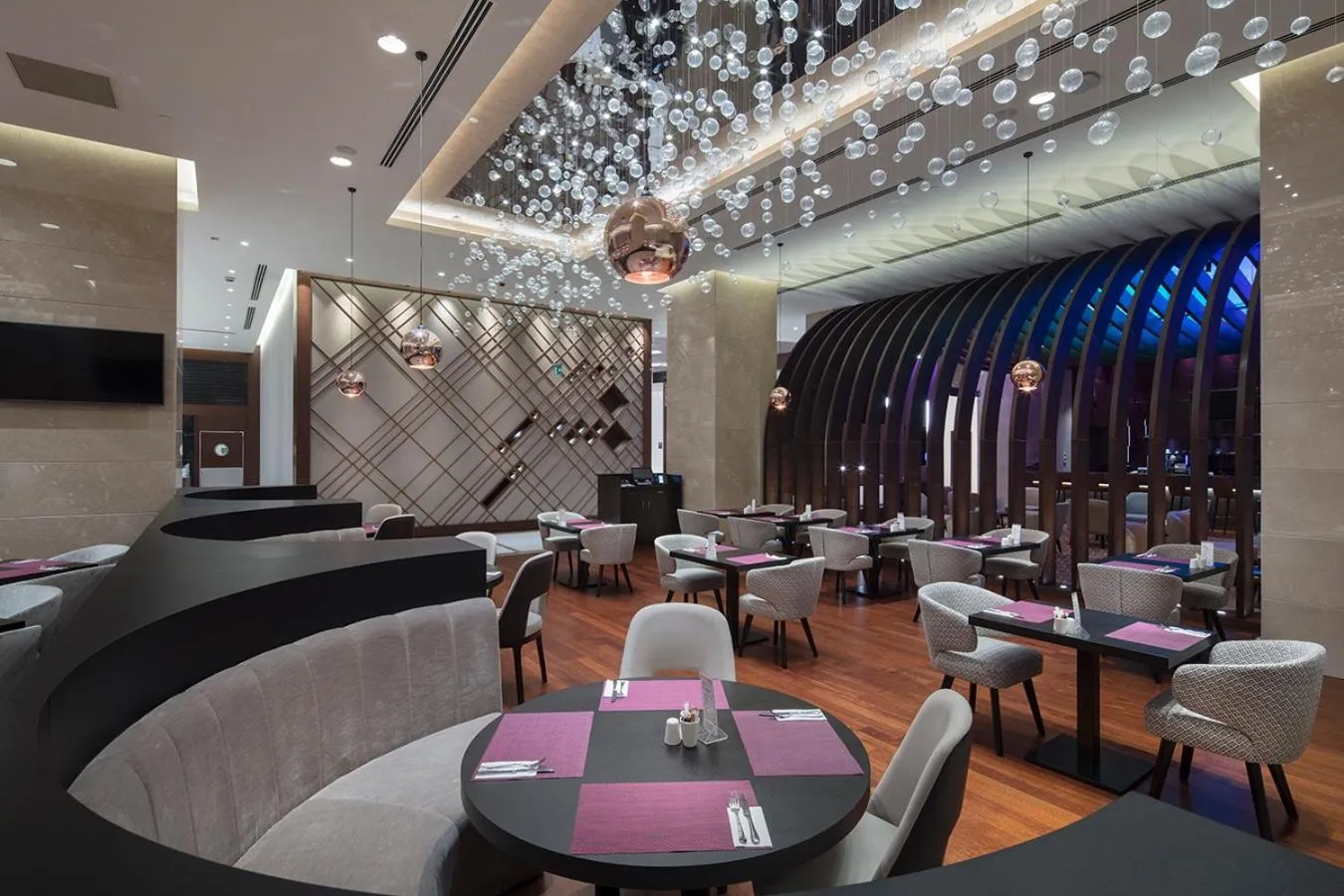 Restaurant/places to eat in Doubletree by Hilton Istanbul Umraniye