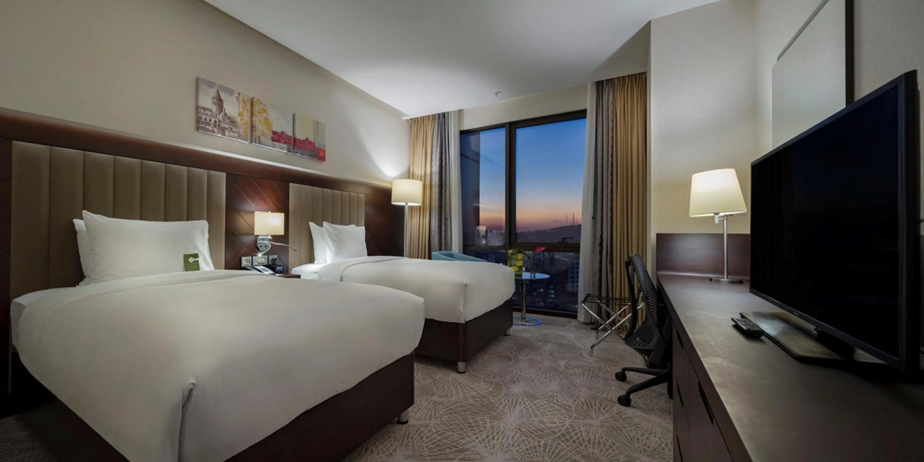 Bed in Doubletree by Hilton Istanbul Umraniye