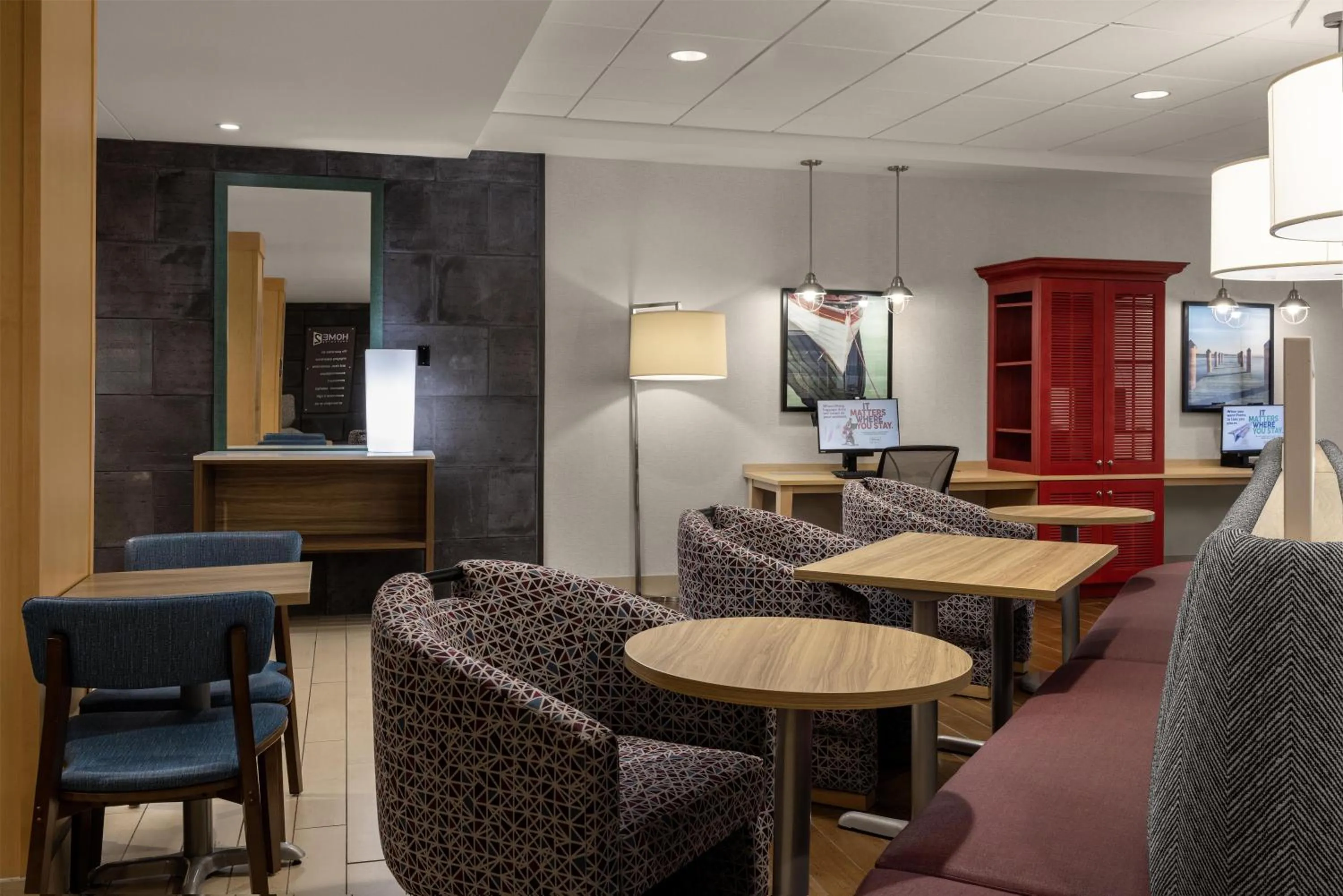 Lobby or reception in Home2 Suites By Hilton Minneapolis-Eden Prairie