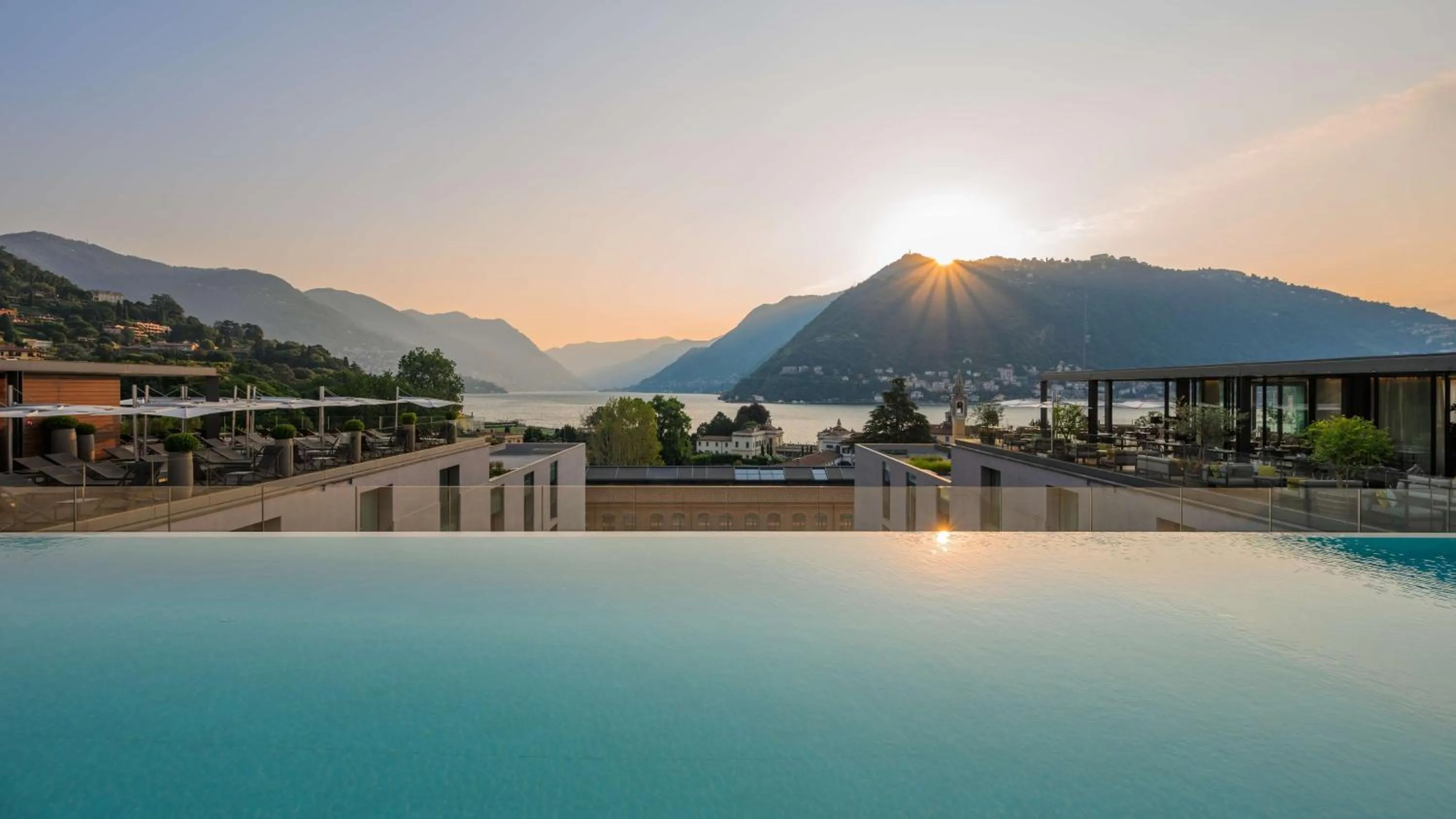 Pool view in Hilton Lake Como