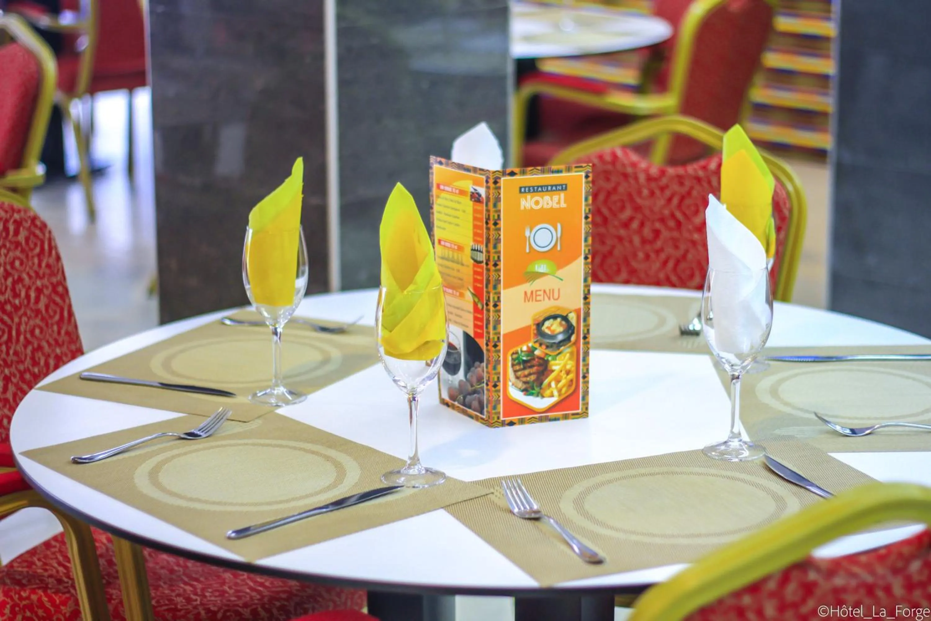 Restaurant/places to eat in Hotel LAFORGE