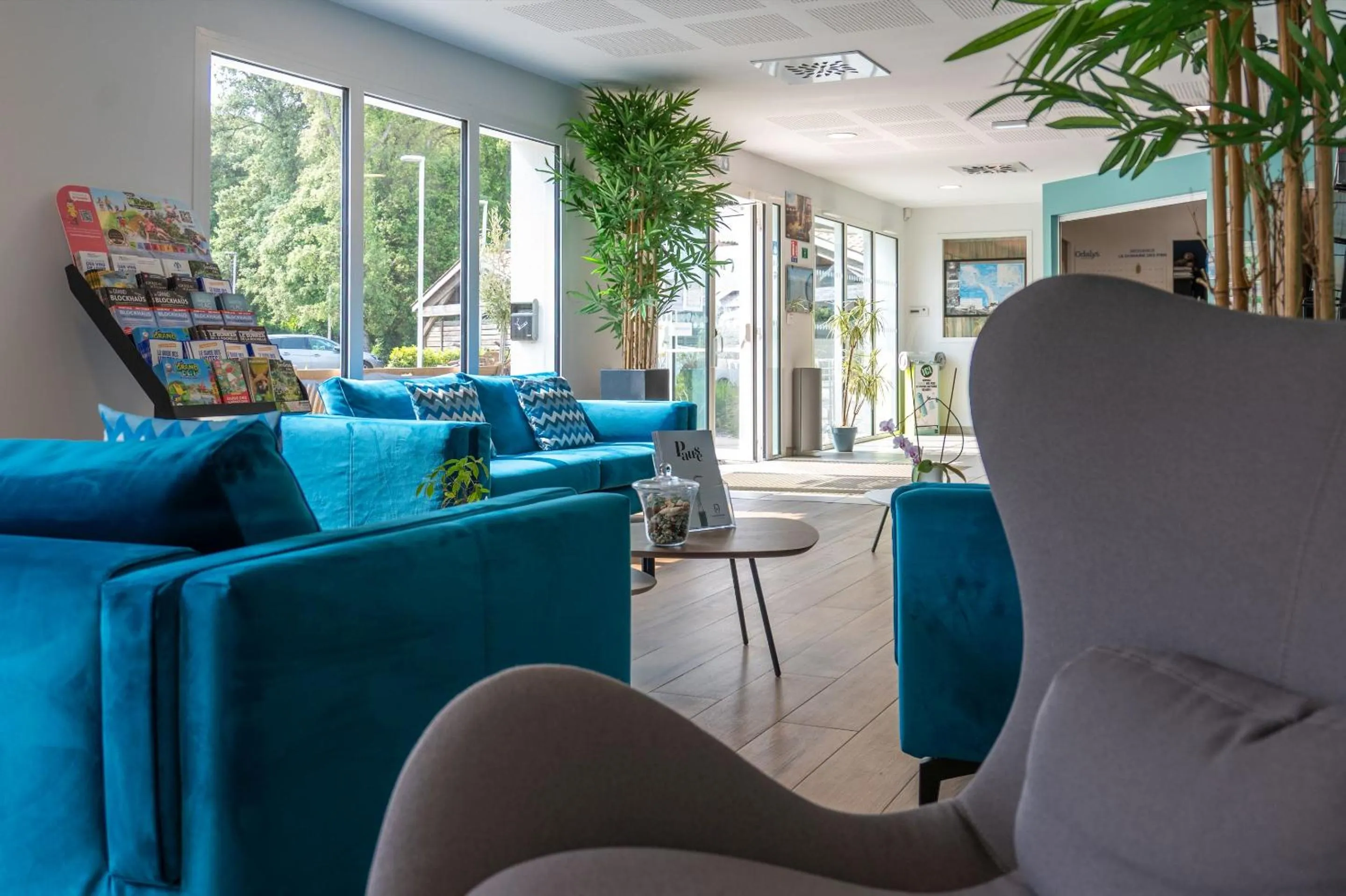 Lobby or reception in Résidence Odalys Le Domaine des Pins