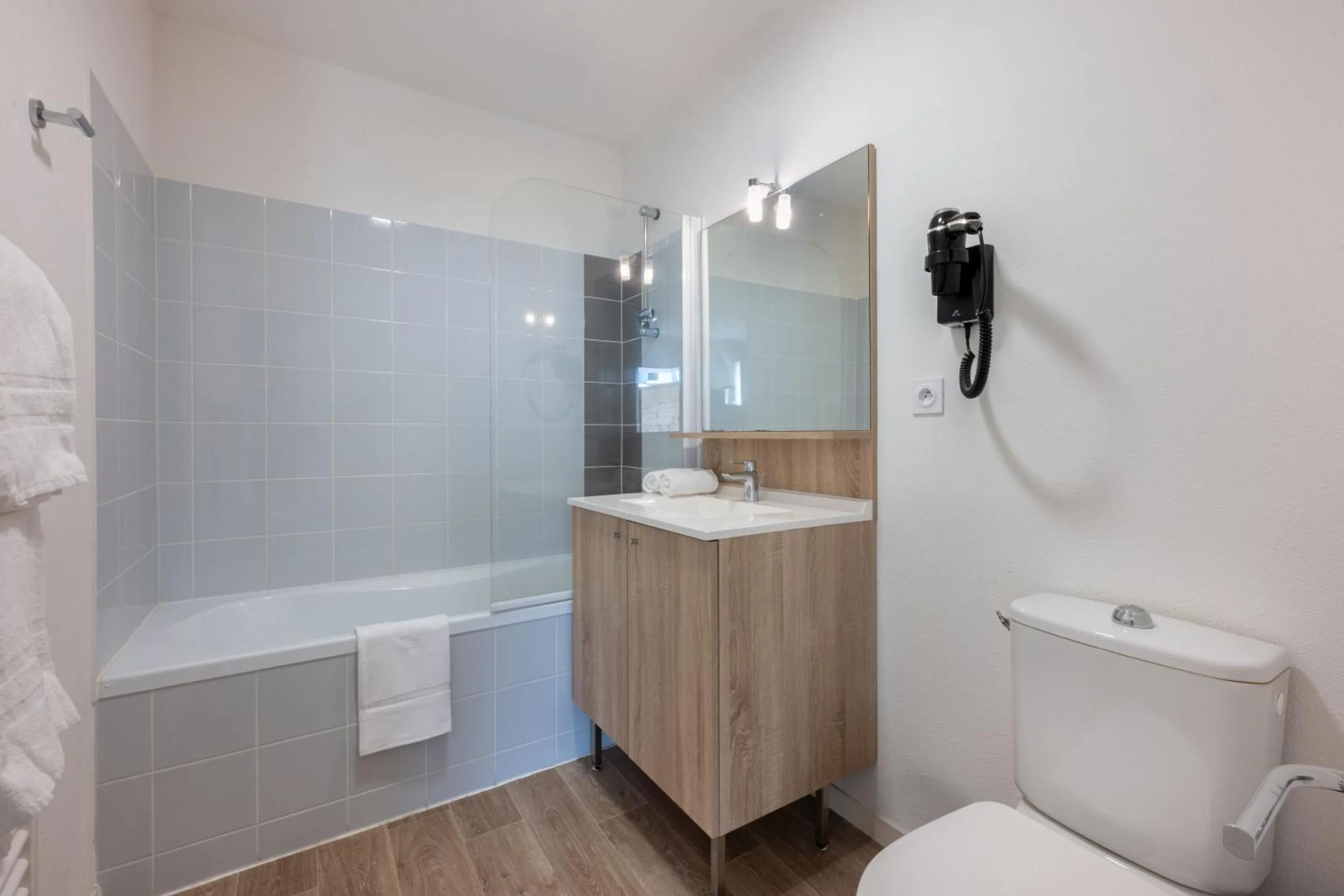 Bathroom in Résidence Odalys Le Domaine des Pins