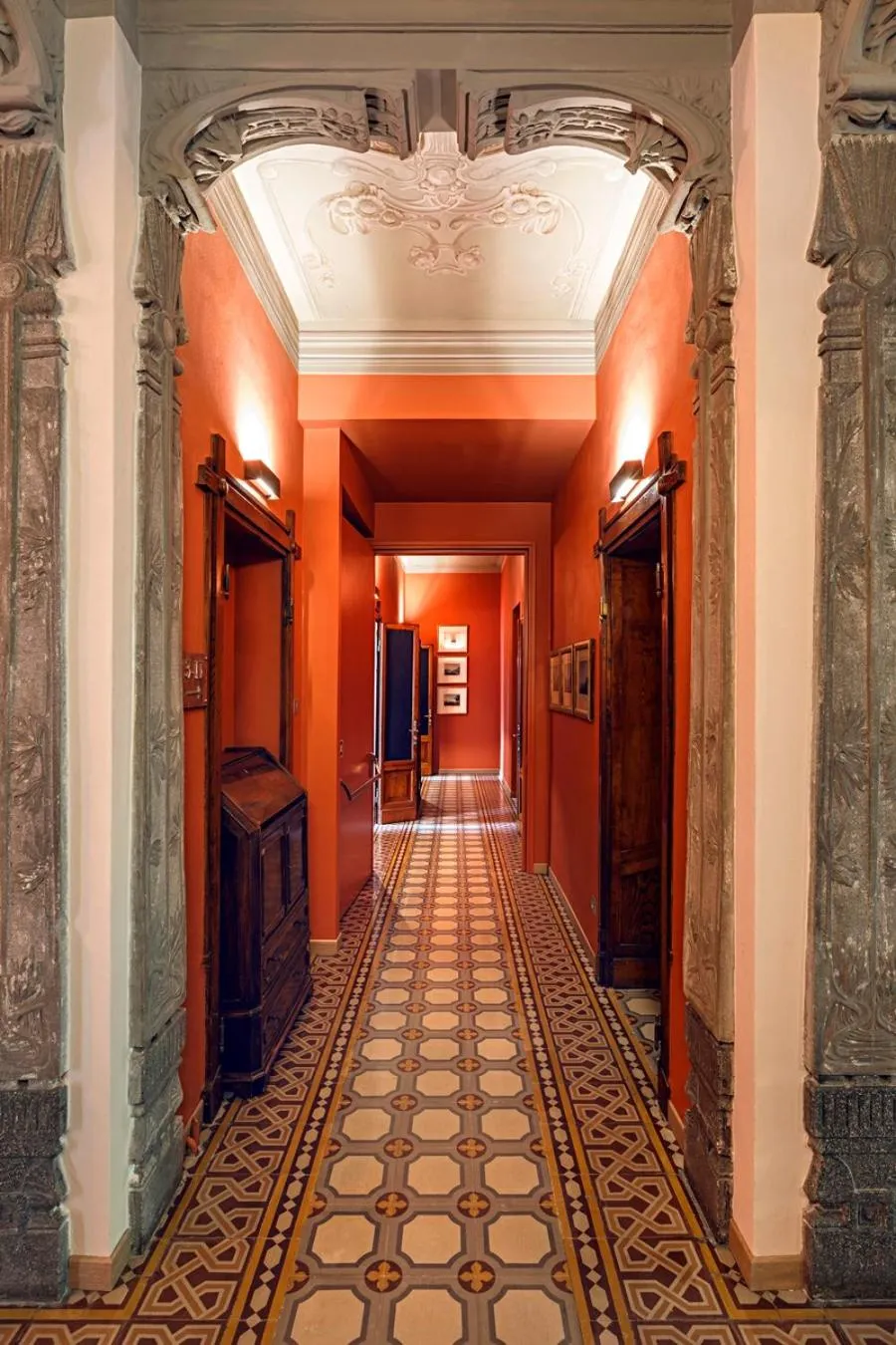 Decorative detail in Hotel Laurin