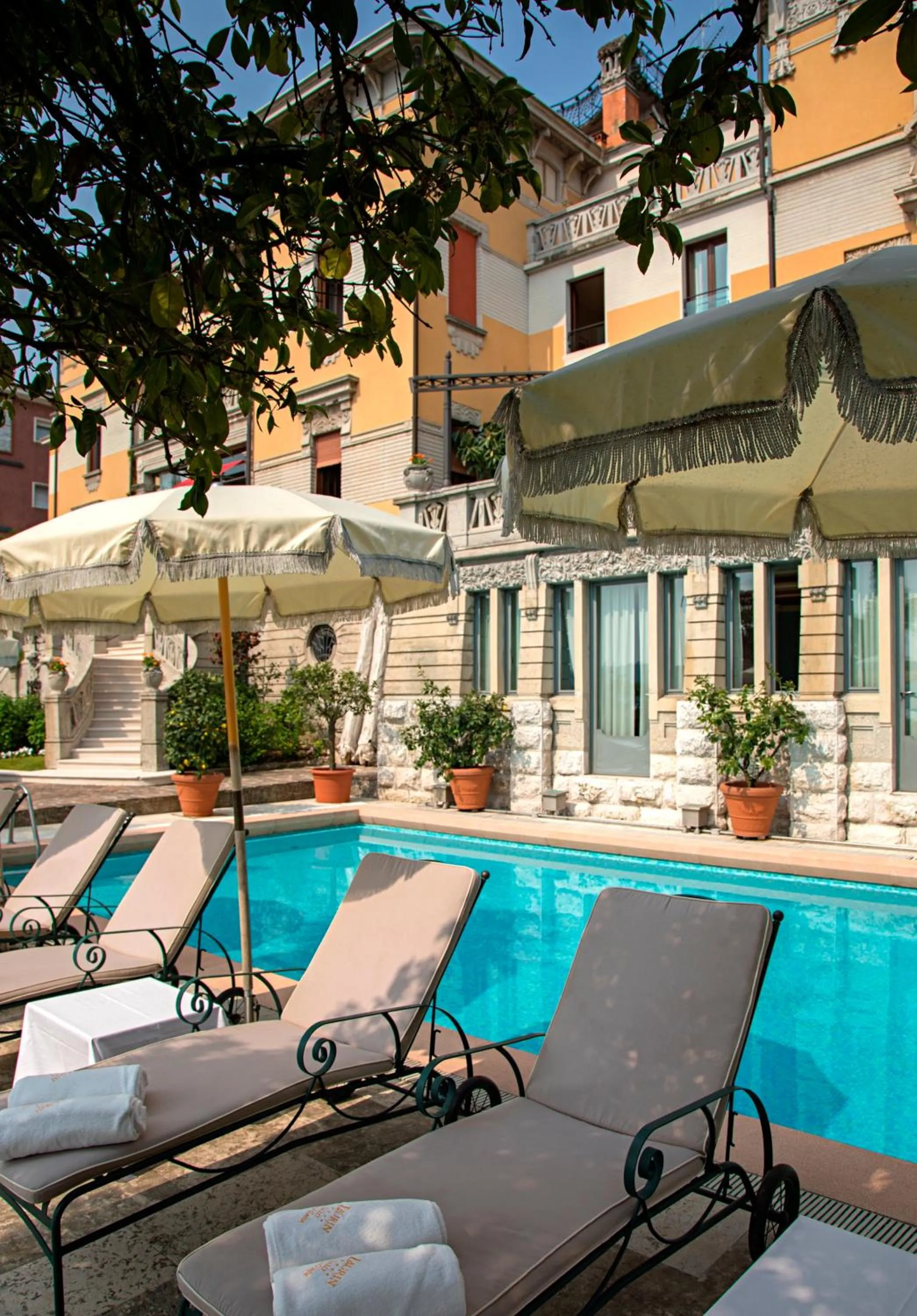 Swimming pool in Hotel Laurin