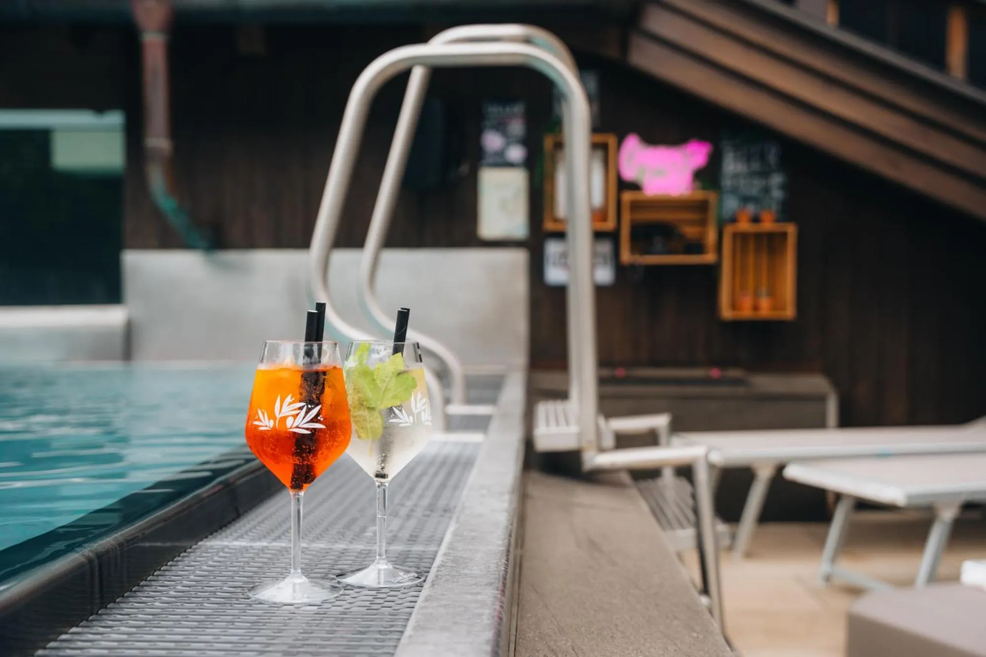 Swimming pool in MANNI das Hotel