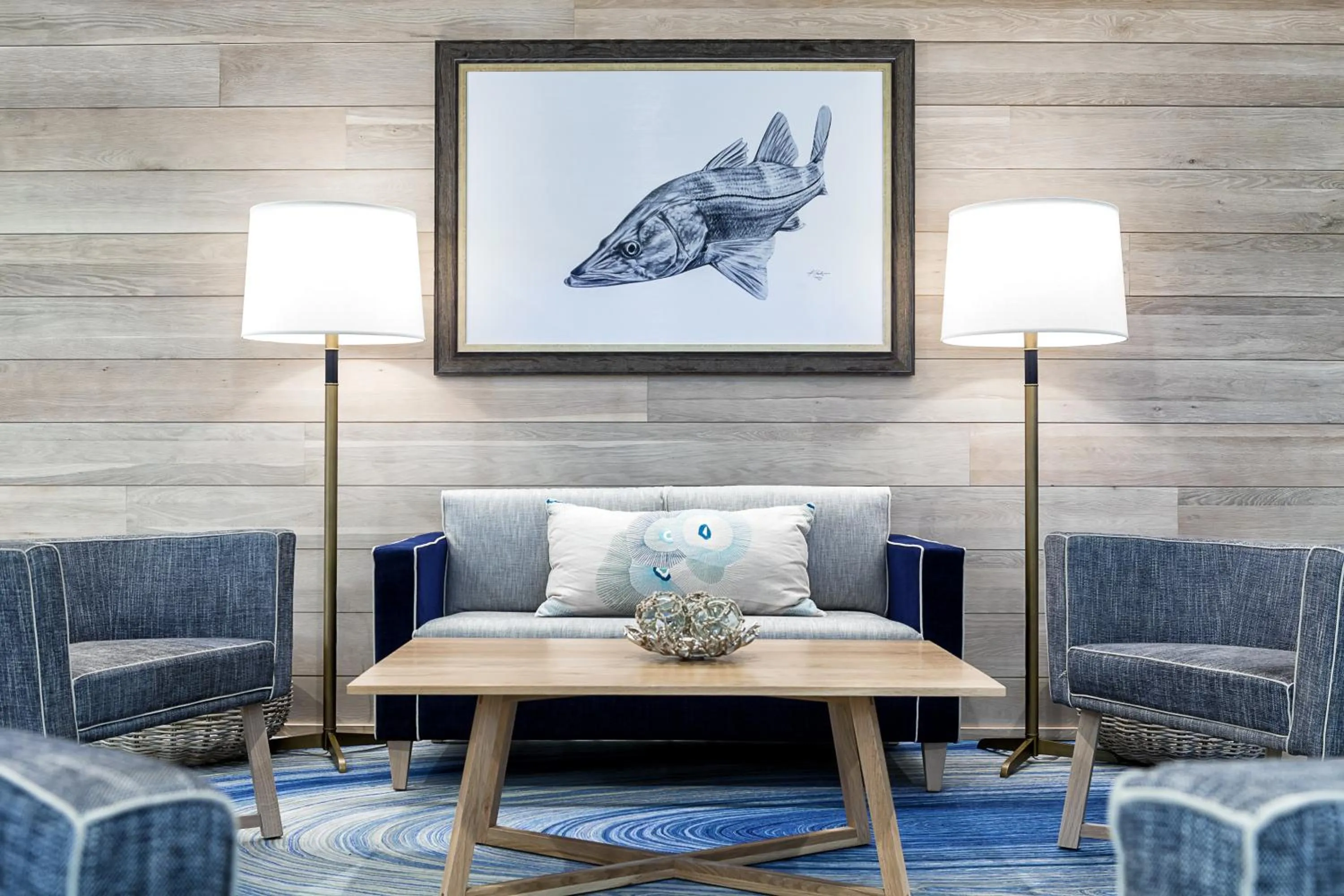 Communal lounge/ TV room in Hutchinson Shores Resort & Spa