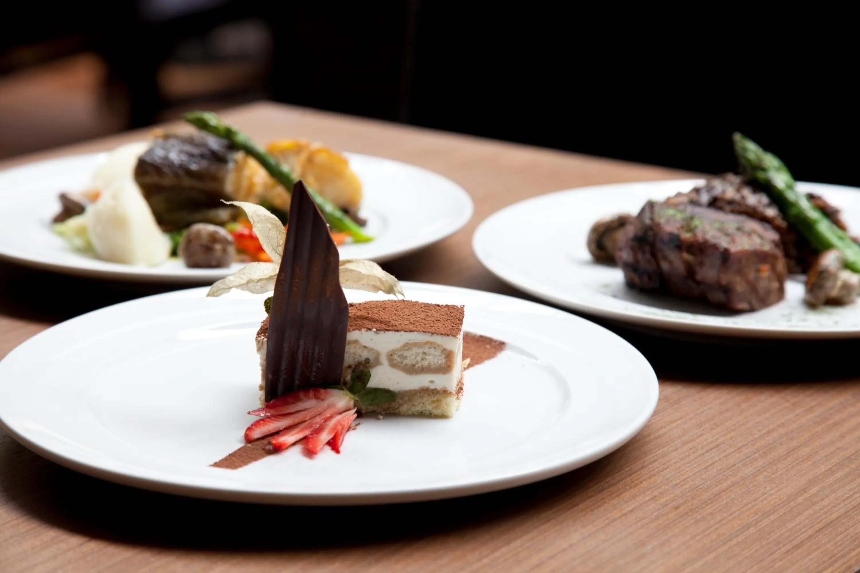 Restaurant/places to eat in NH Collection Curitiba