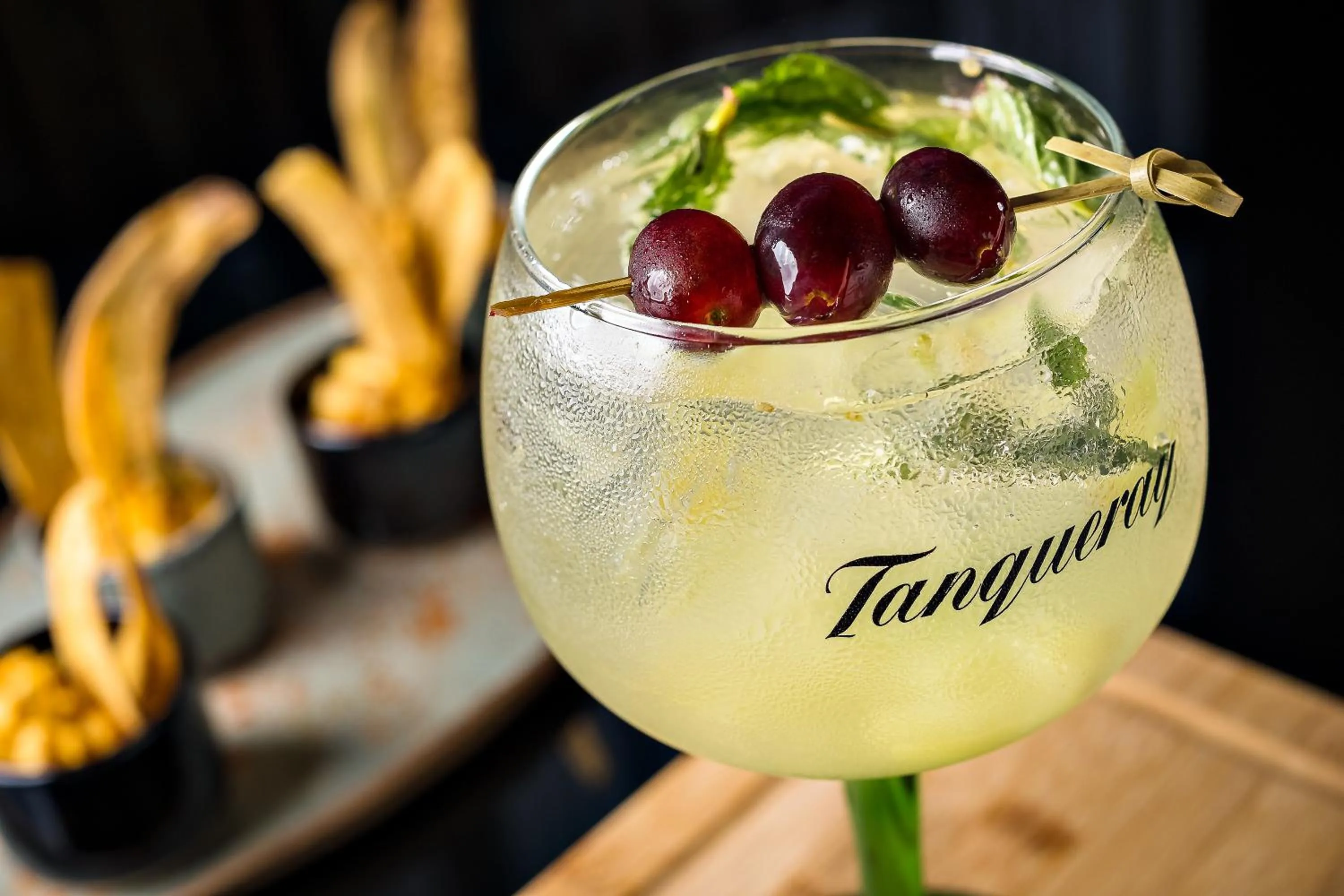 Lounge or bar in NH Collection Curitiba