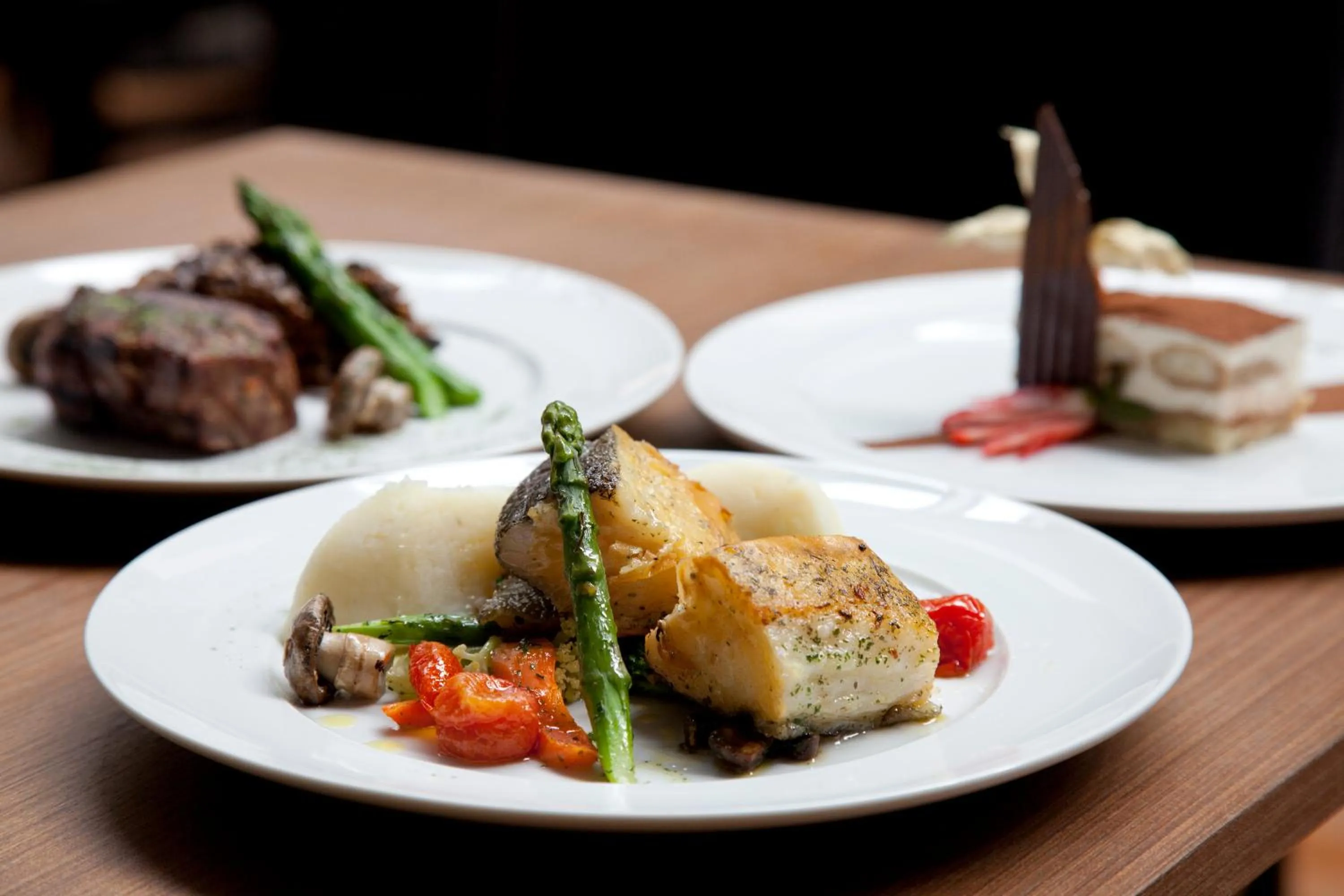 Restaurant/places to eat in NH Collection Curitiba