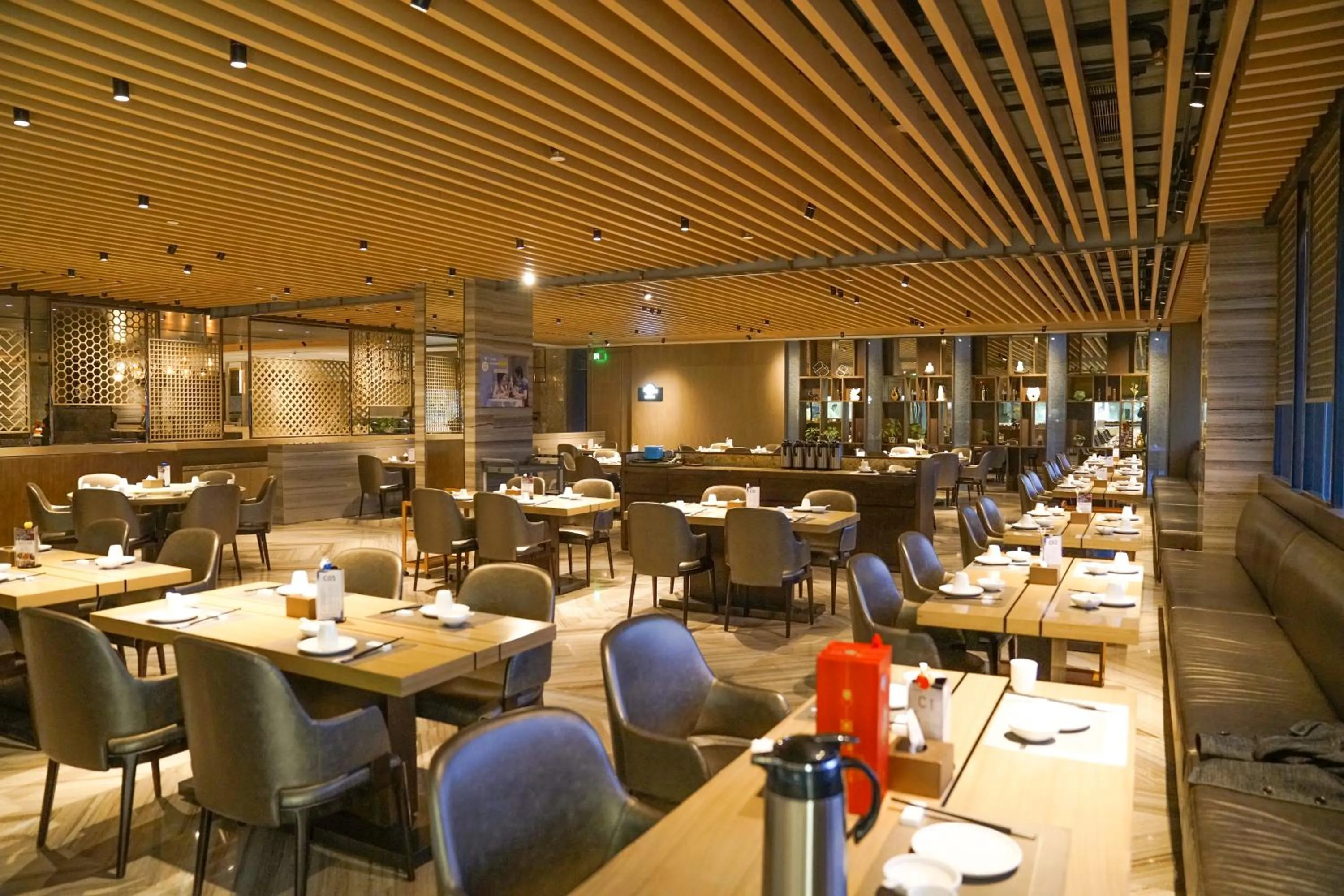 Yantai Meiya International ApartHotel (Previous Ramada Plaza)