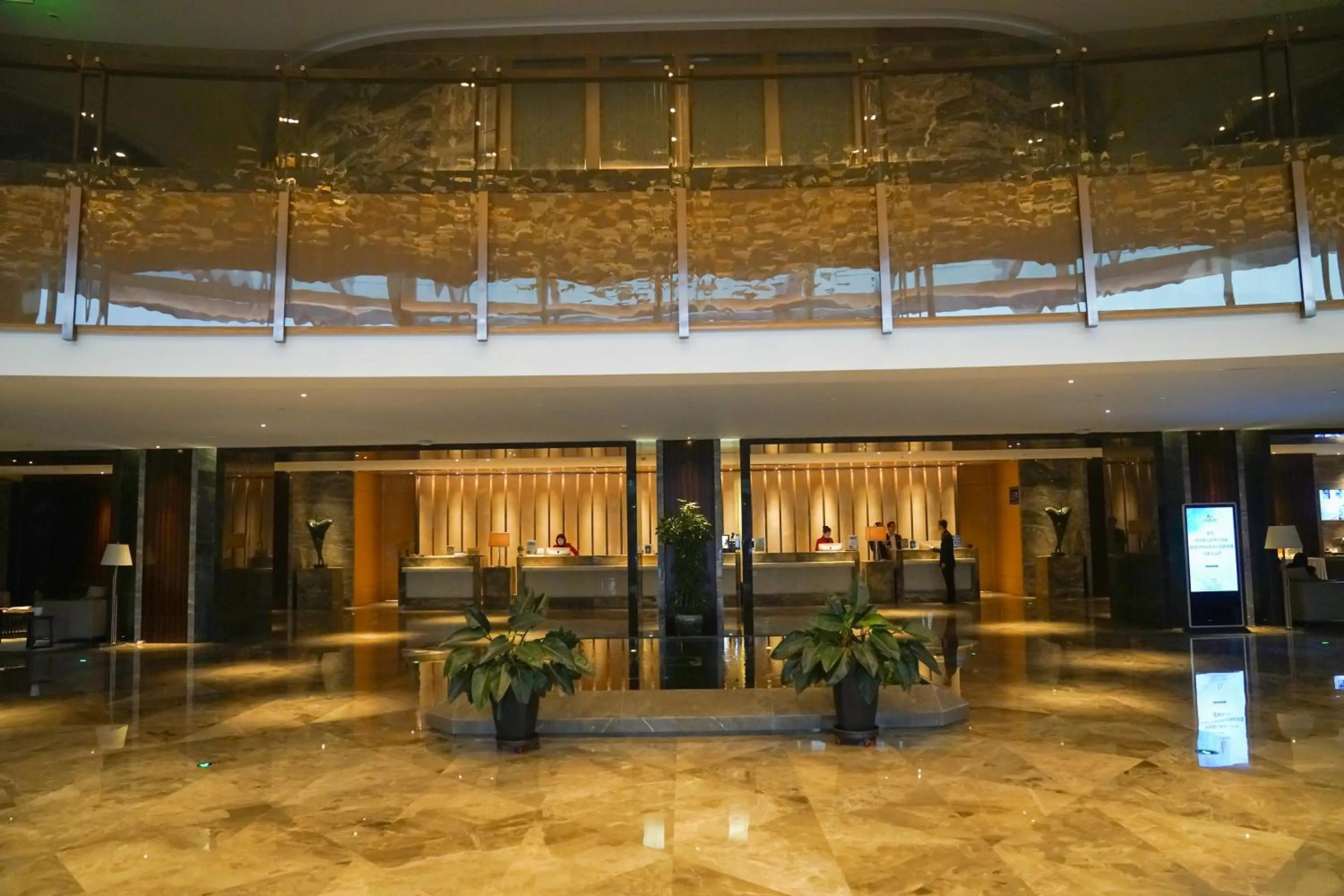 Yantai Meiya International ApartHotel (Previous Ramada Plaza)