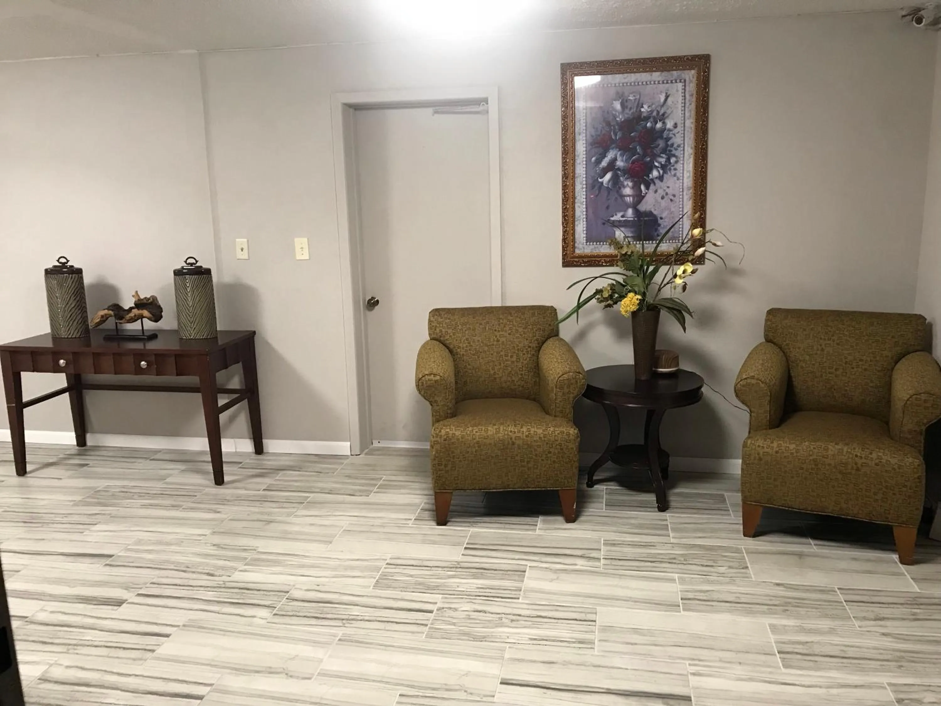 Breakfast in Enterprise Motel