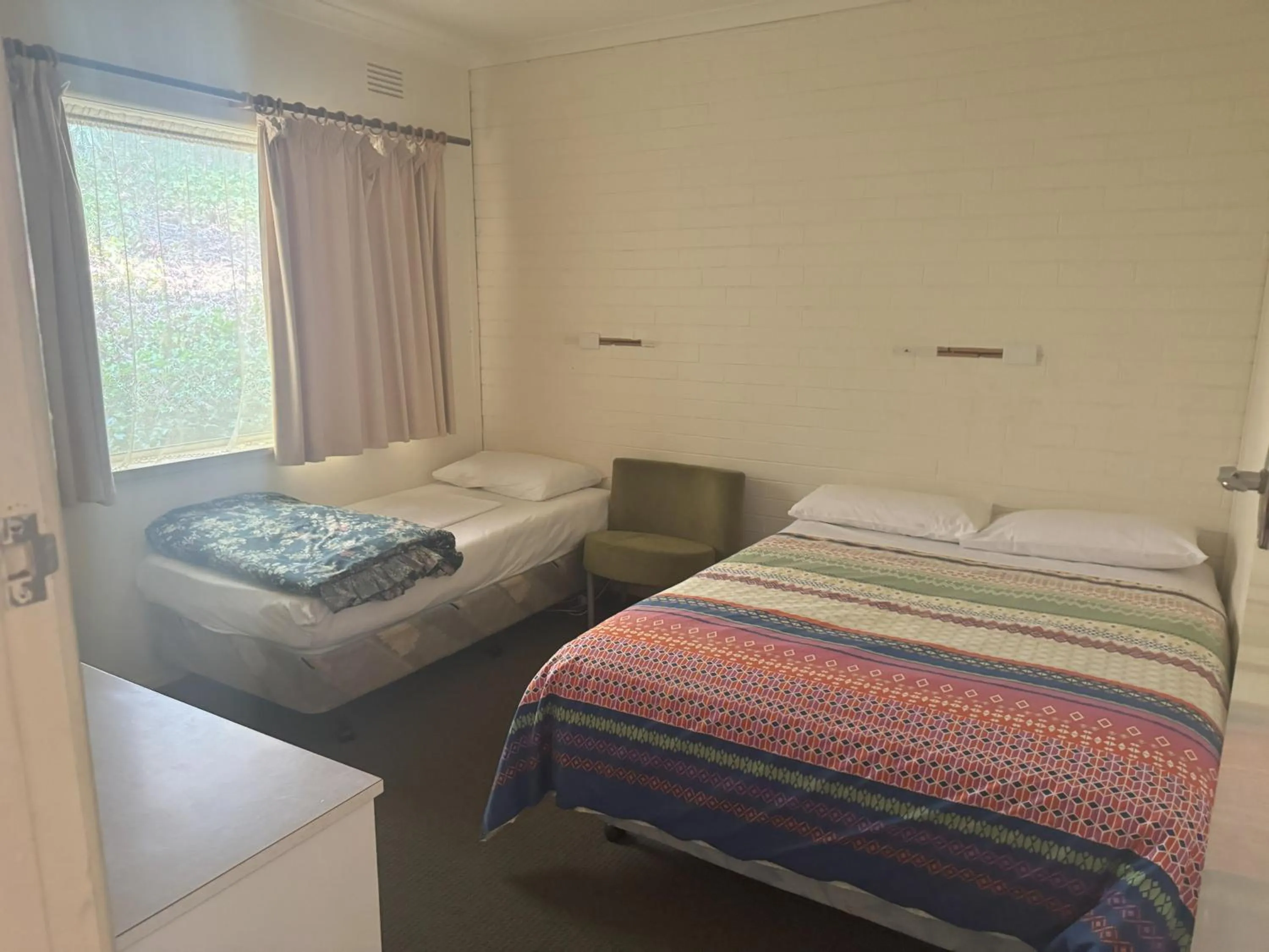 Bed in Ovensview On Riverside