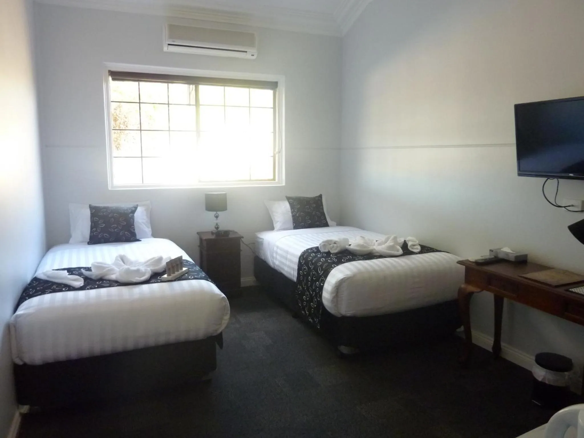 TV and multimedia, Bed in The Old Convent Dalwallinu