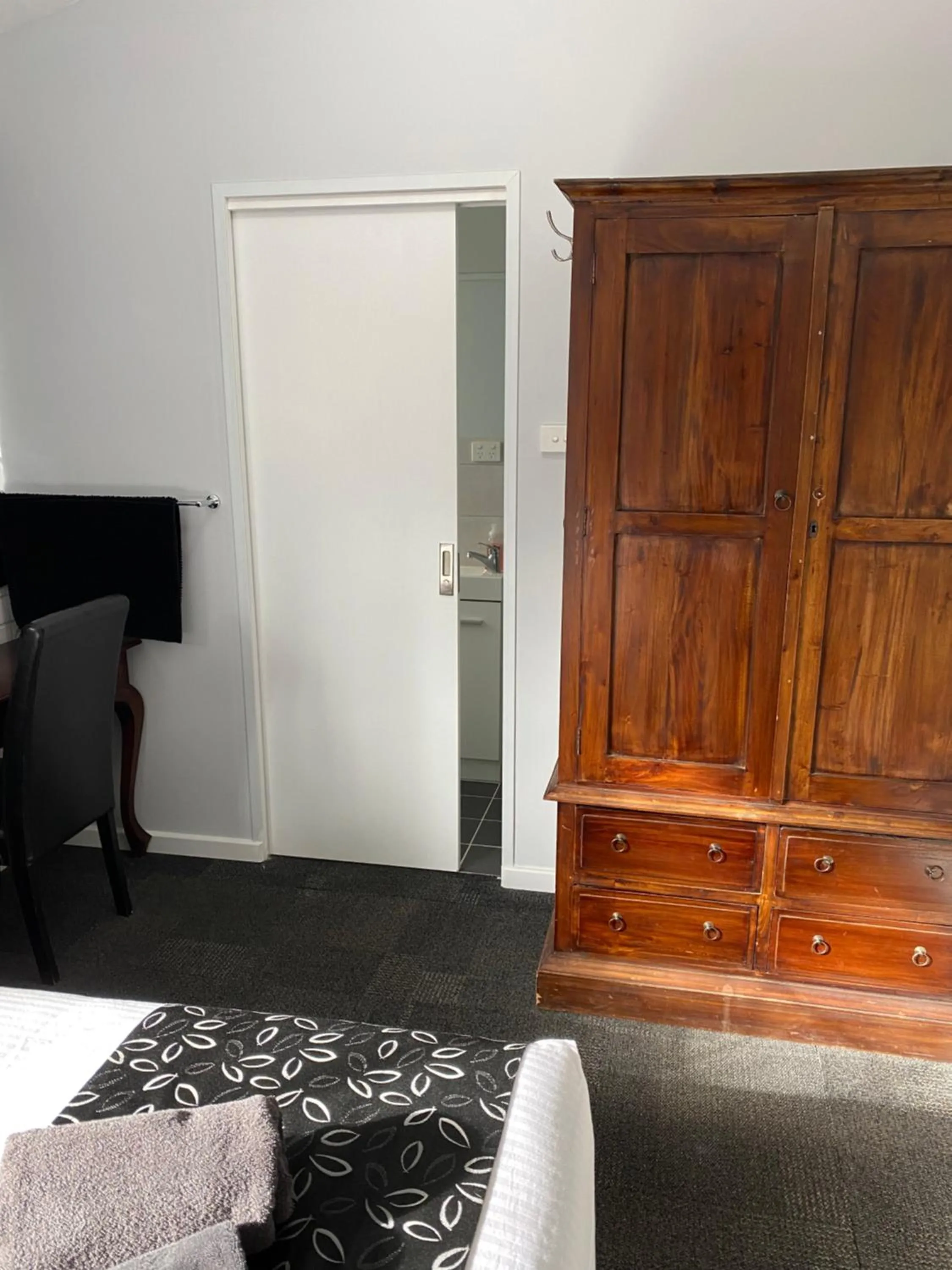 Bed in The Old Convent Dalwallinu