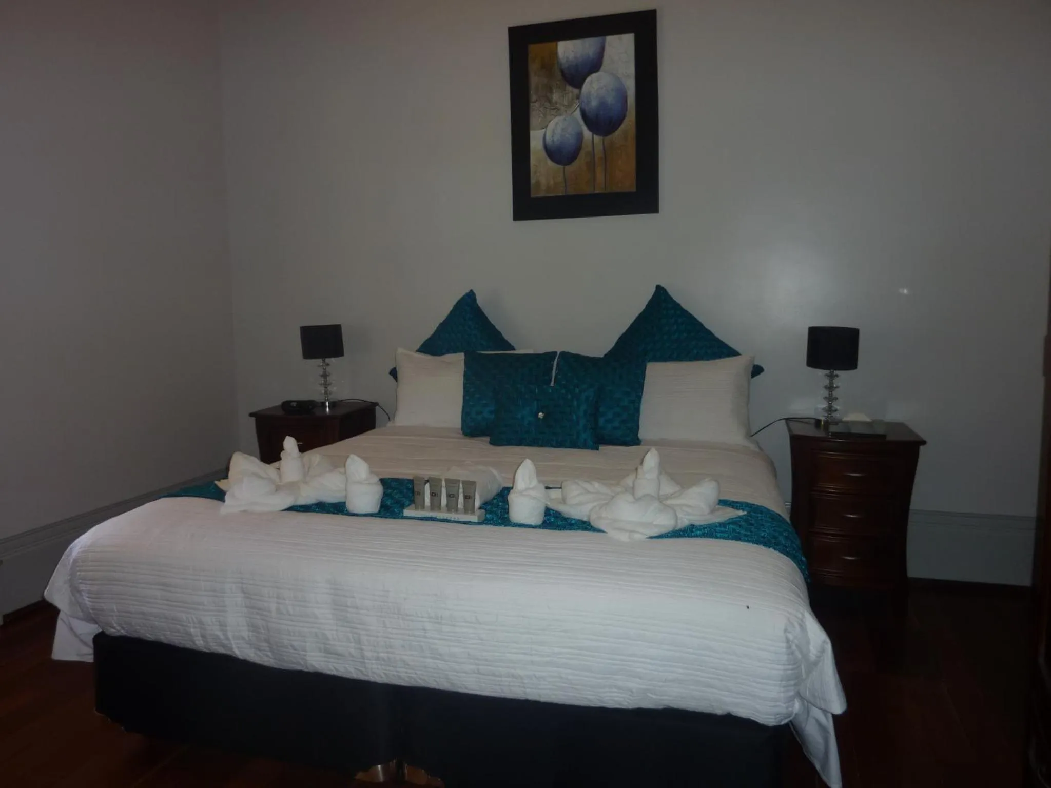 Bed in The Old Convent Dalwallinu