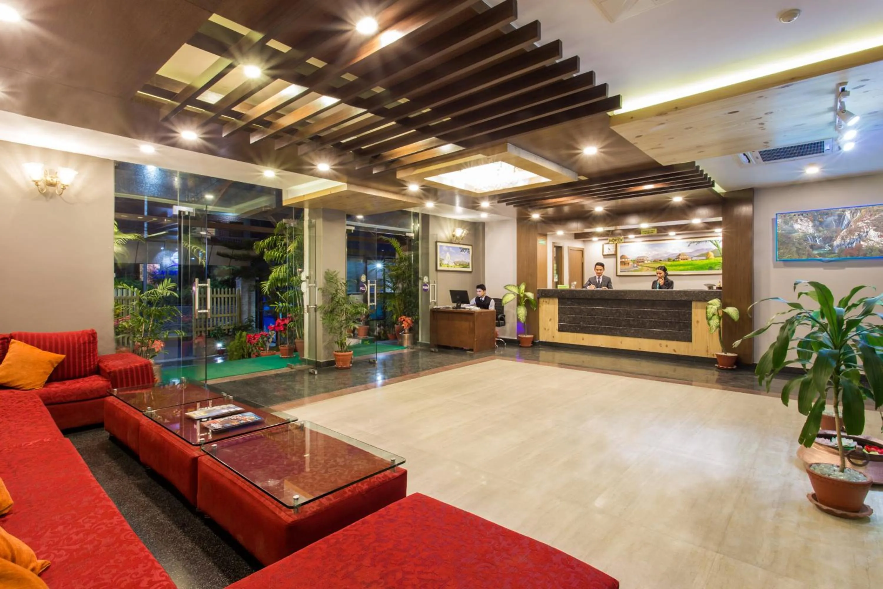 Lobby or reception in Hotel Queens Park