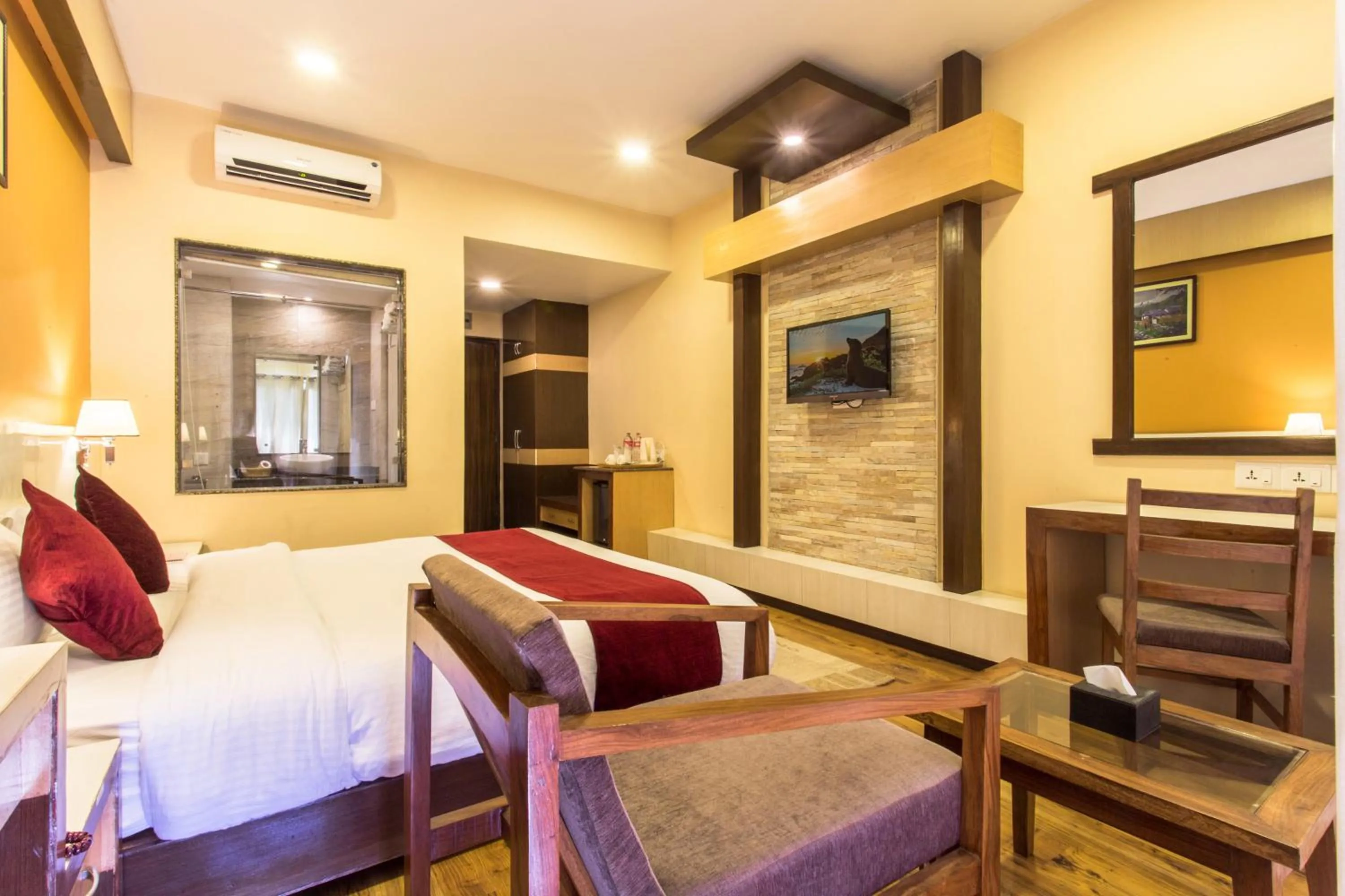 Seating area, Bed in Hotel Queens Park