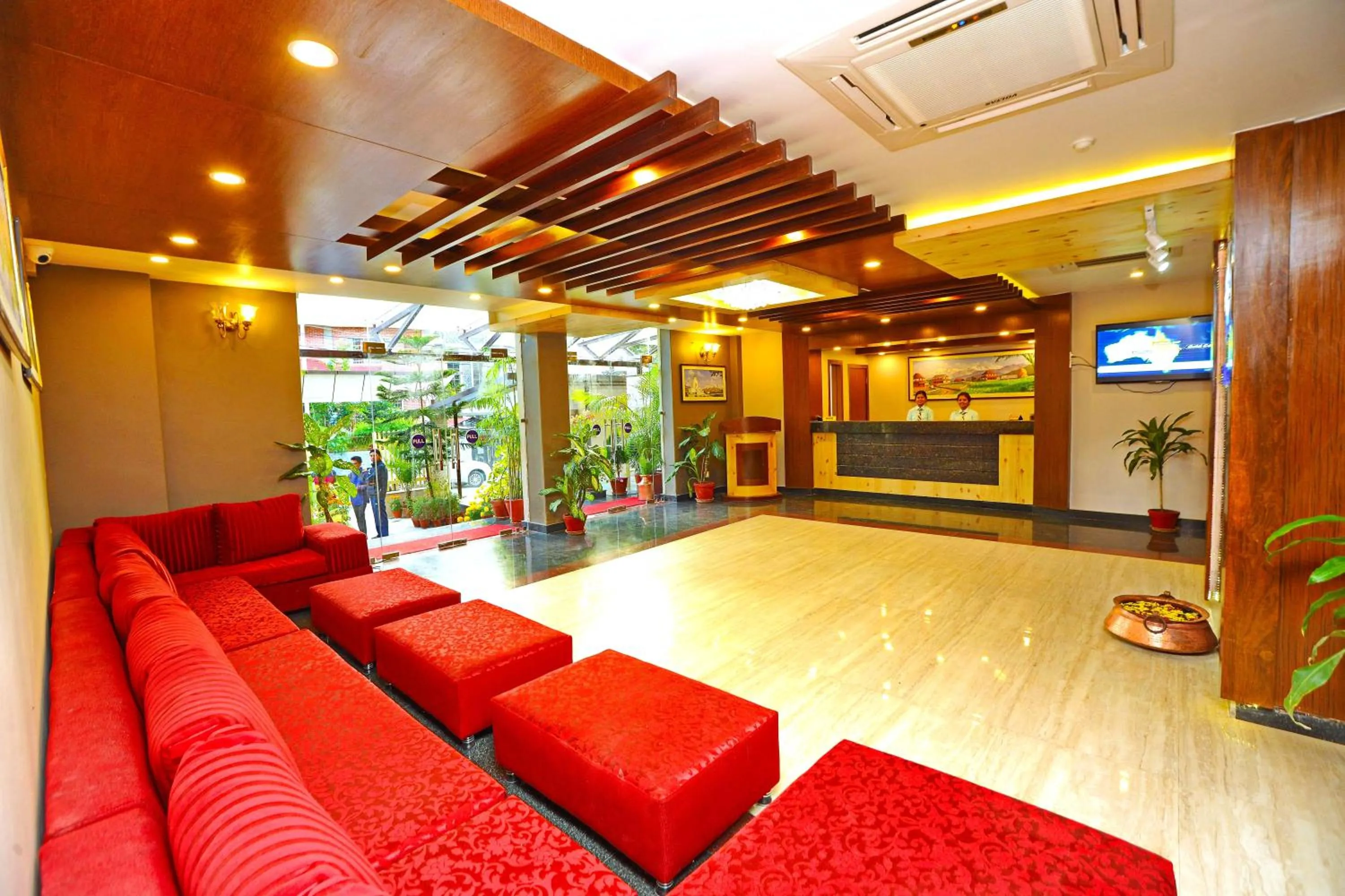 Lobby or reception in Hotel Queens Park