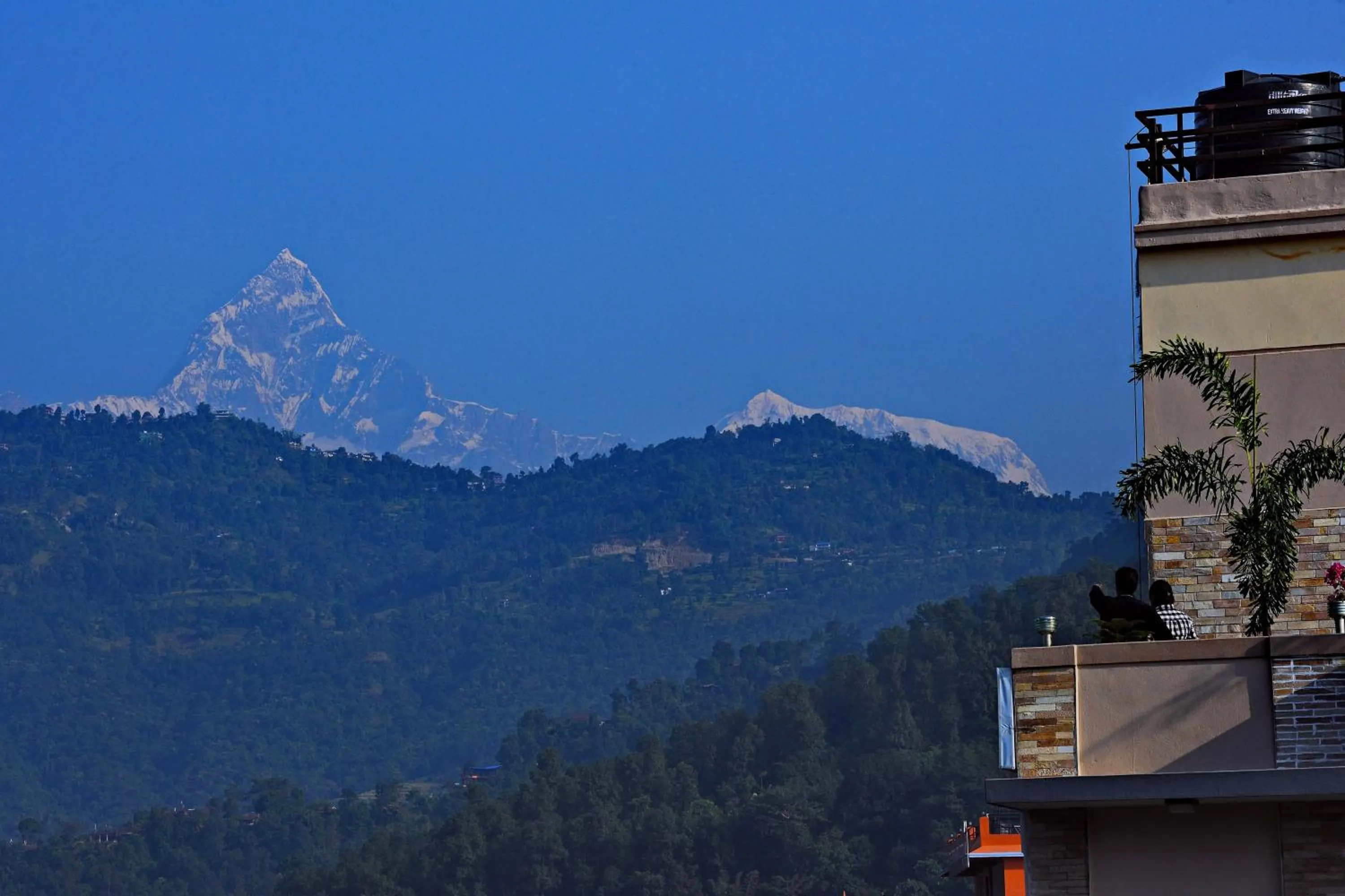Mountain view in Hotel Queens Park