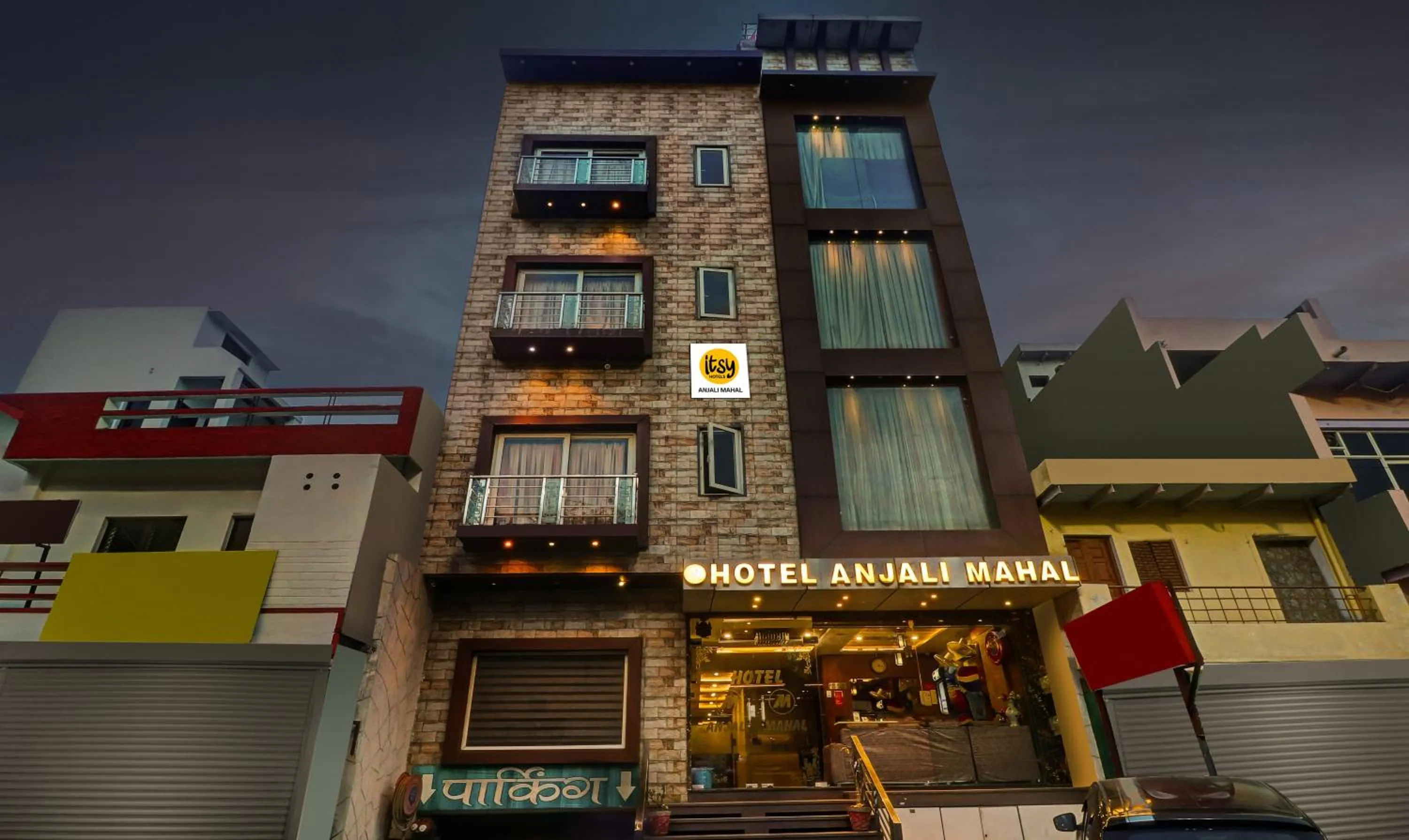 Property building in Itsy Hotels Anjali Mahal, 500 Mtrs From Mathura Railway Station