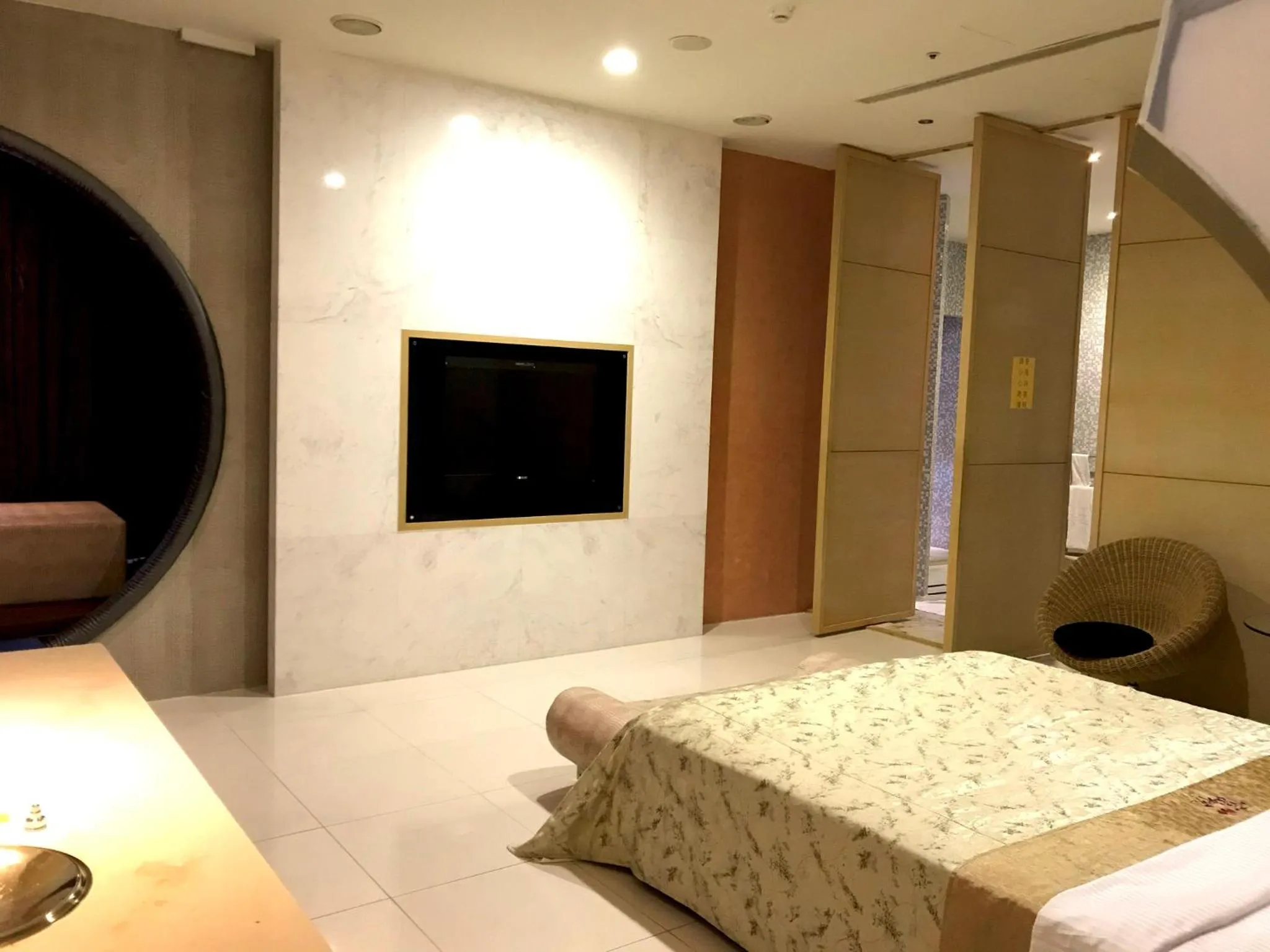 Bed in Fortune Villa Motel