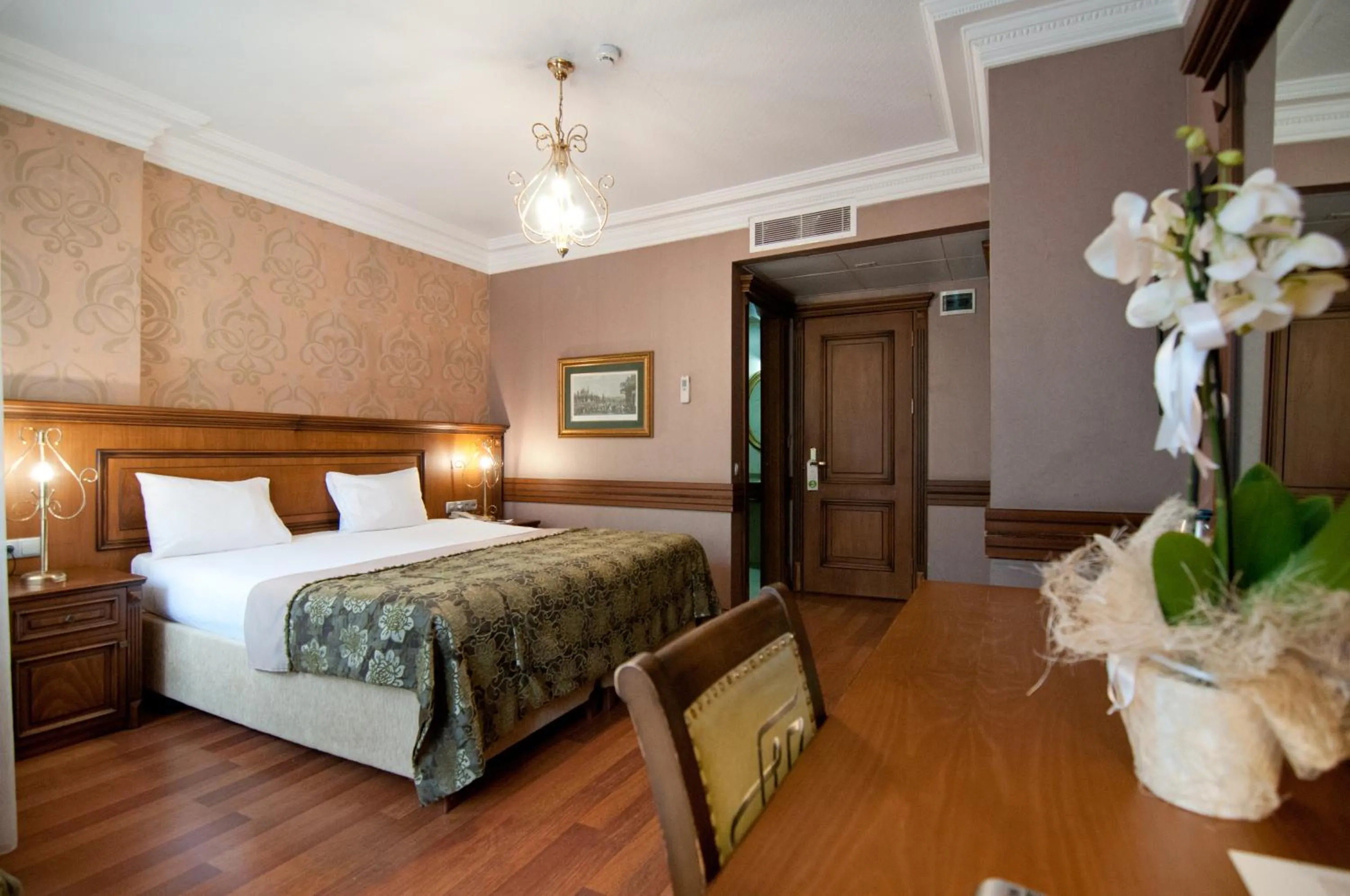 Massage, Bed in Ferman Hotel Old City -Special Category
