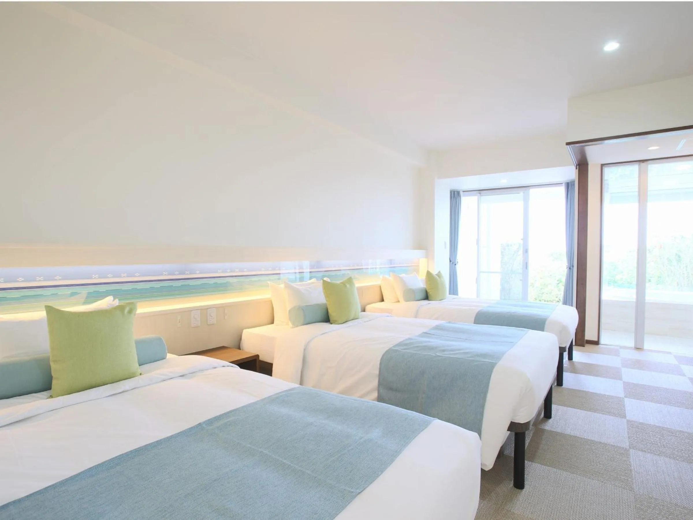 Bed in Seven Colors Ishigakijima