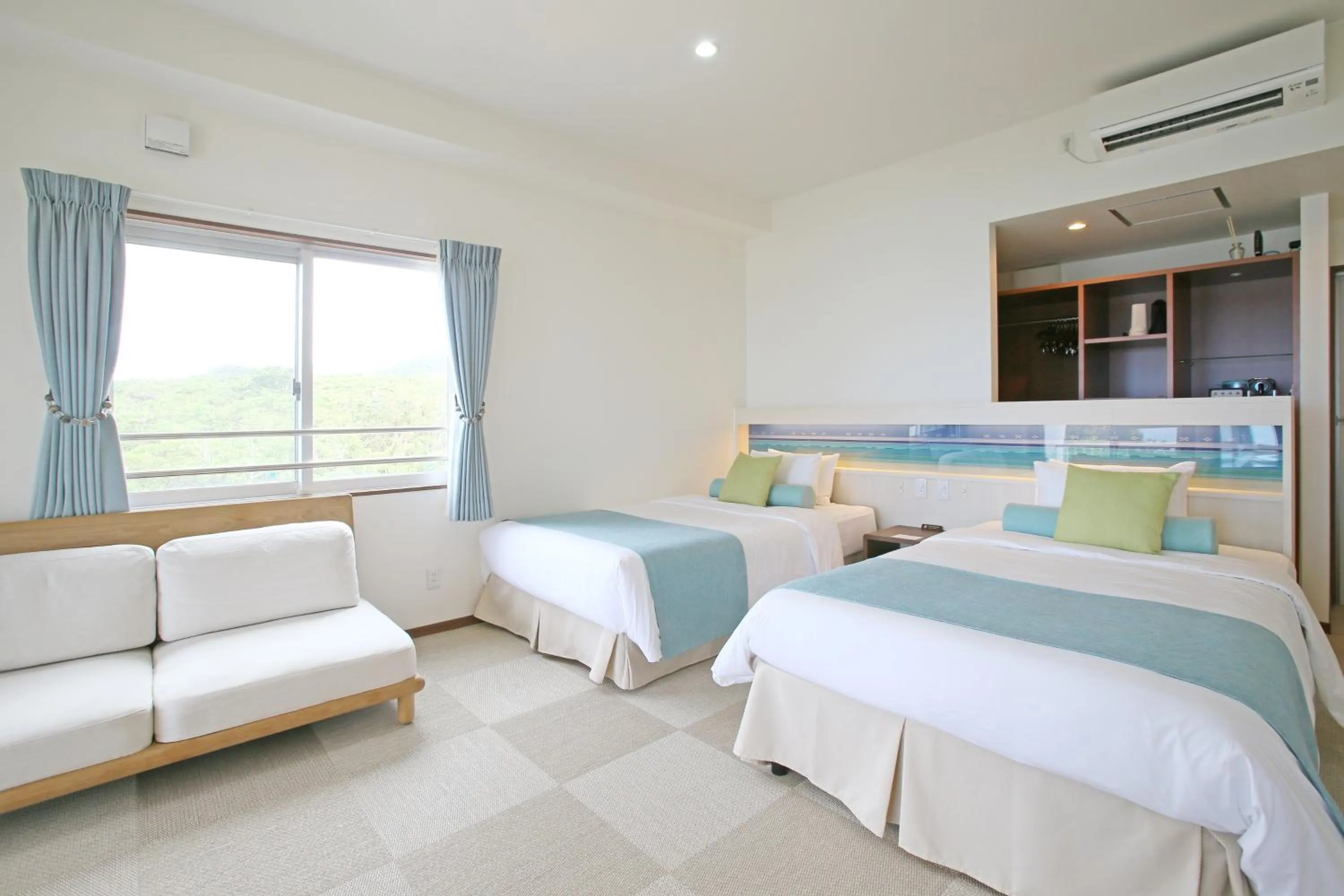 Bed in Seven Colors Ishigakijima