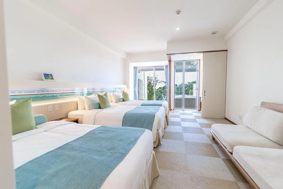 Bed in Seven Colors Ishigakijima