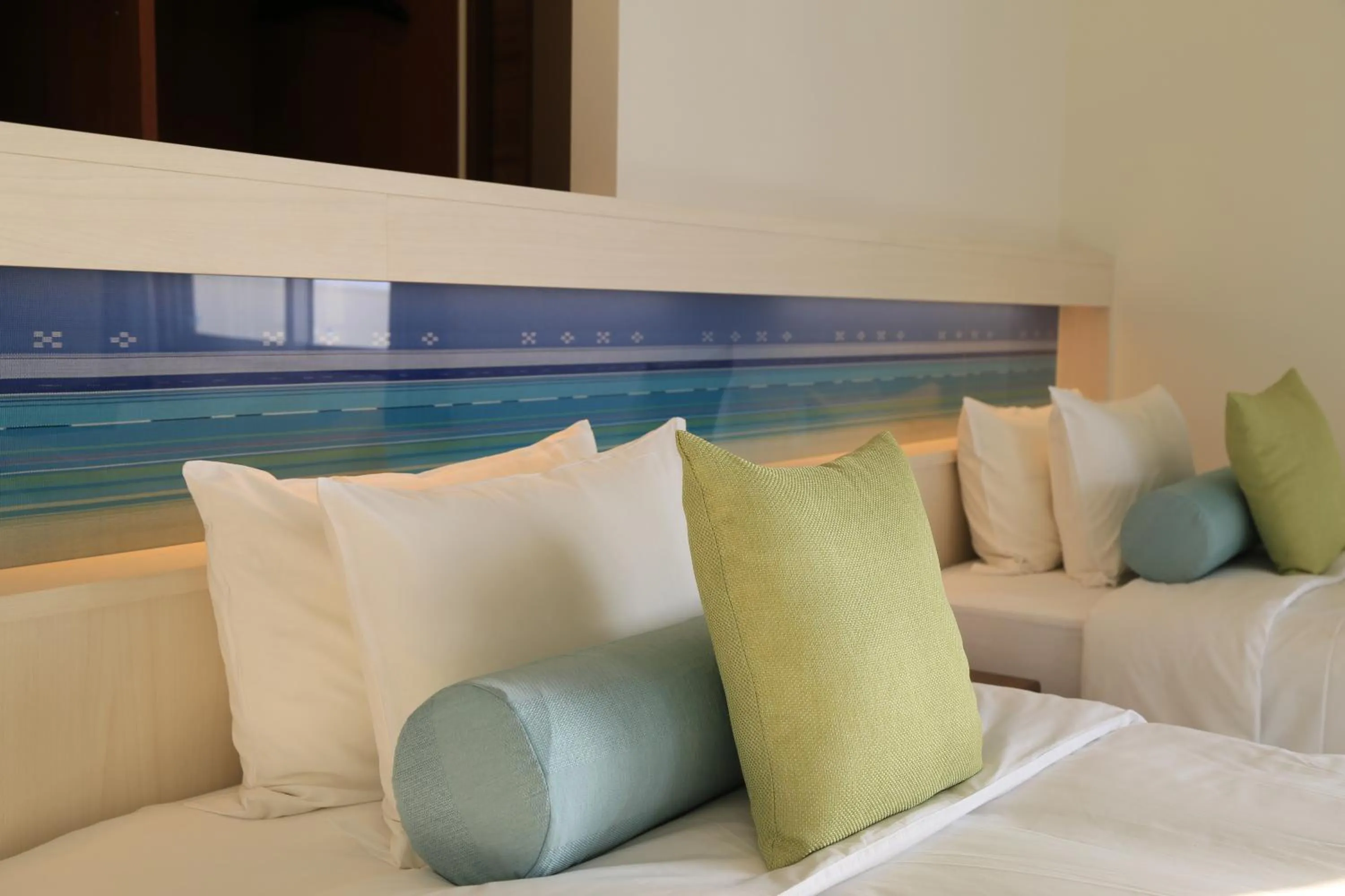 Bed in Seven Colors Ishigakijima