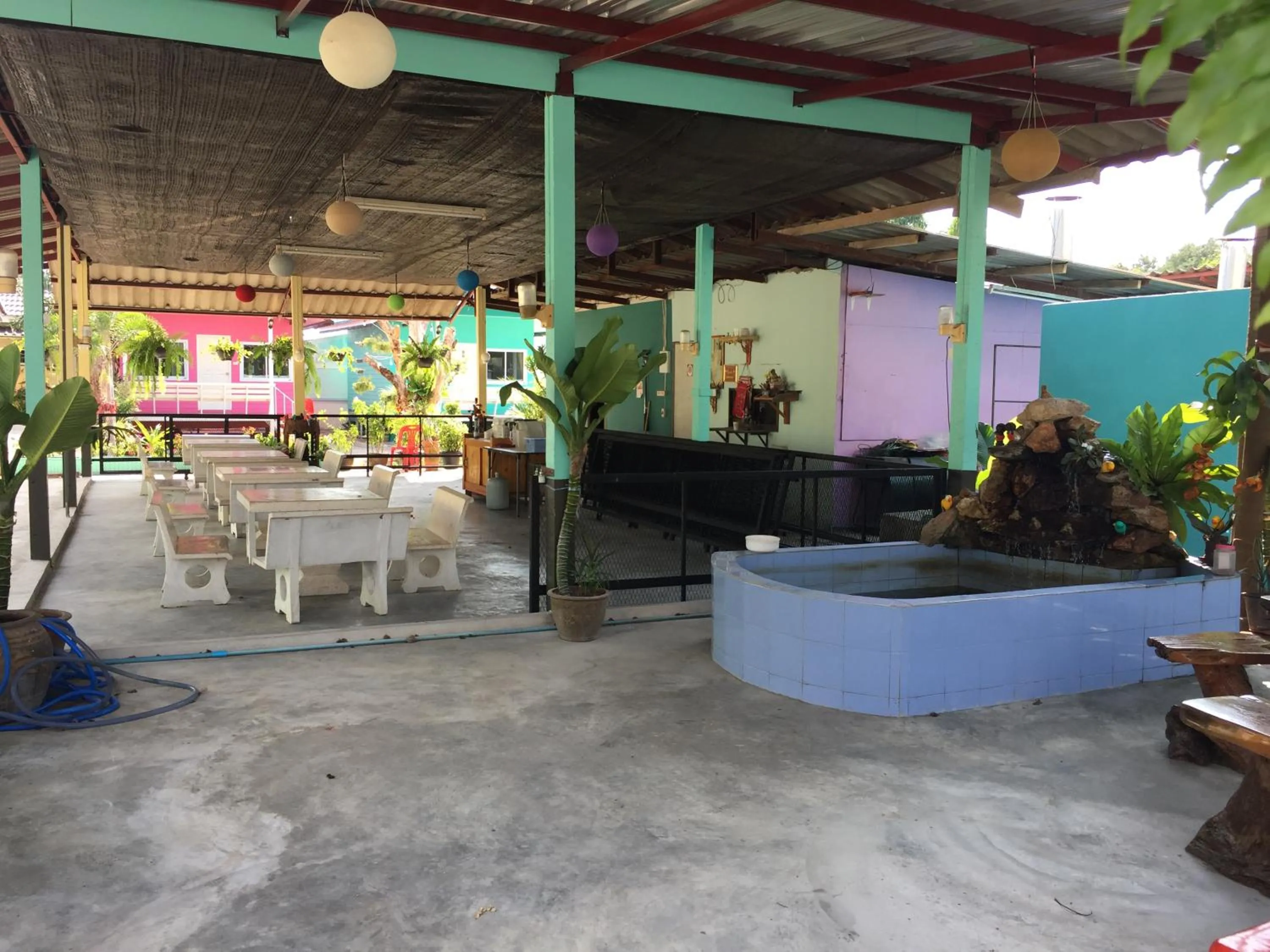 Dining area in Bannrommai Sattahip