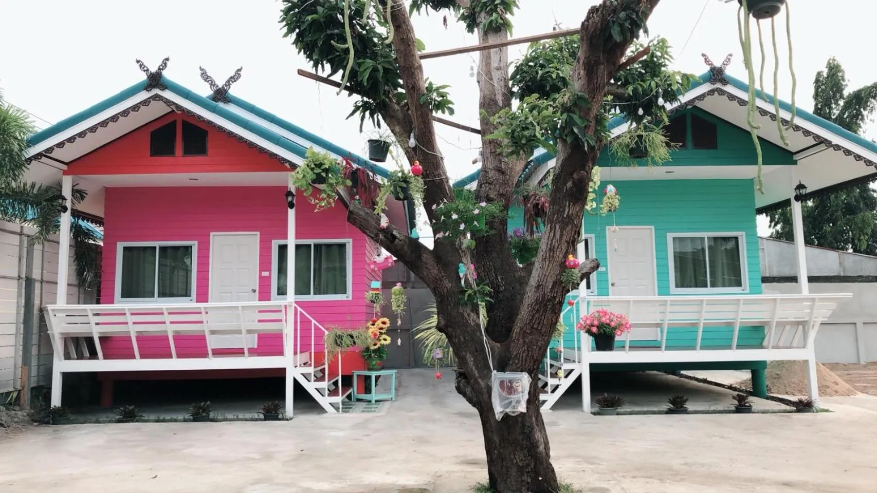 Property building in Bannrommai Sattahip