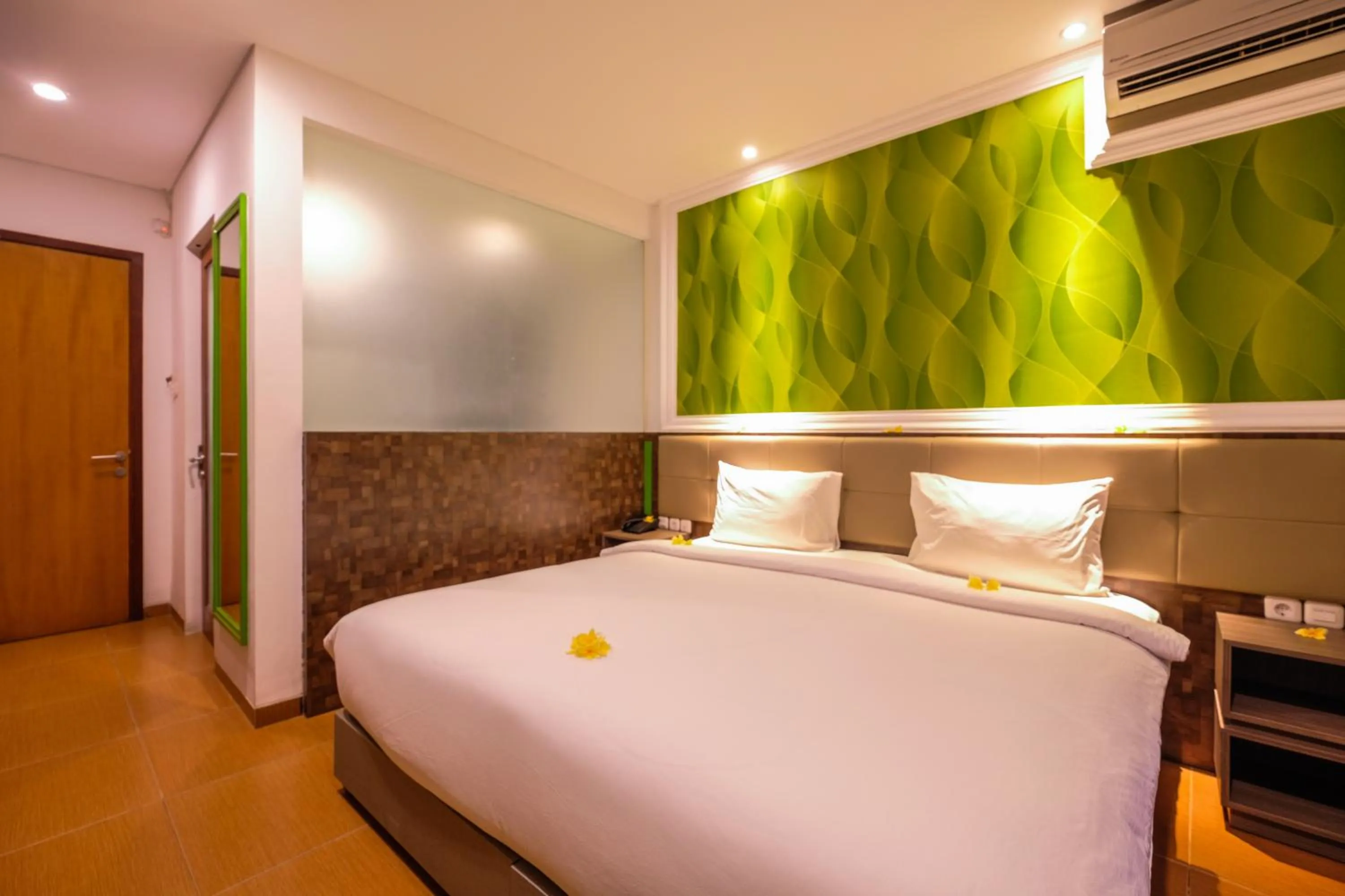 Bed in Papillon Echo Beach