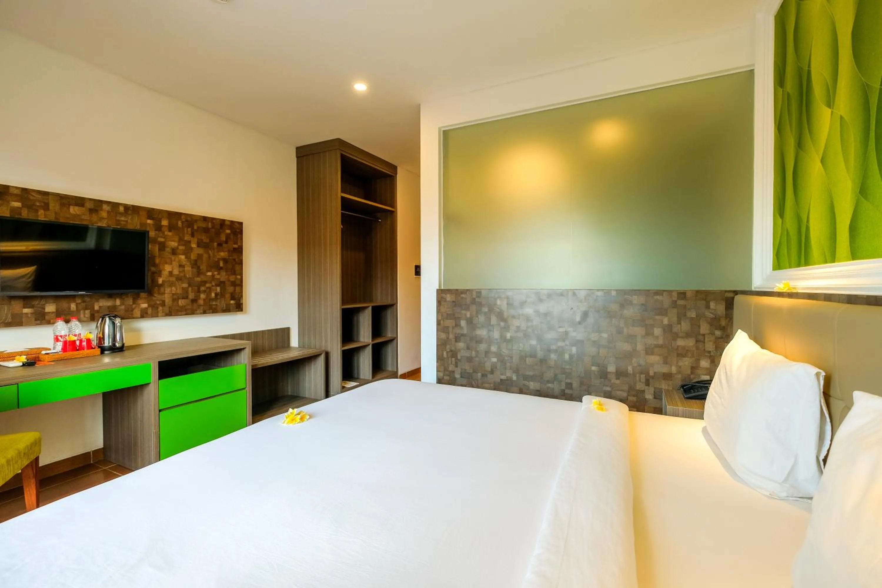 Bed in Papillon Echo Beach