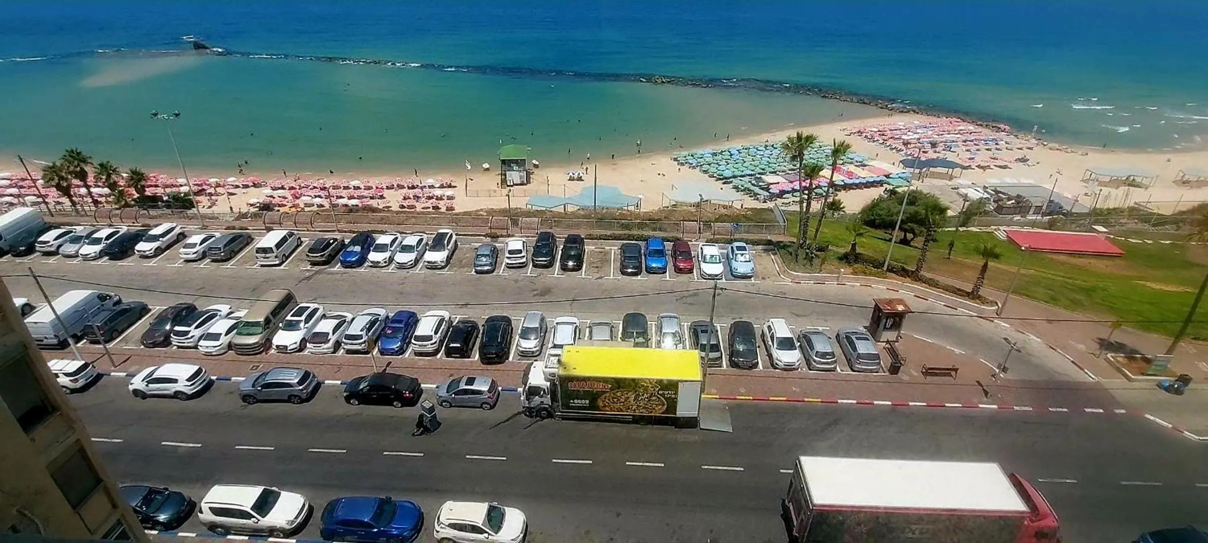 Beachfront Apartment Bat Yam 613
