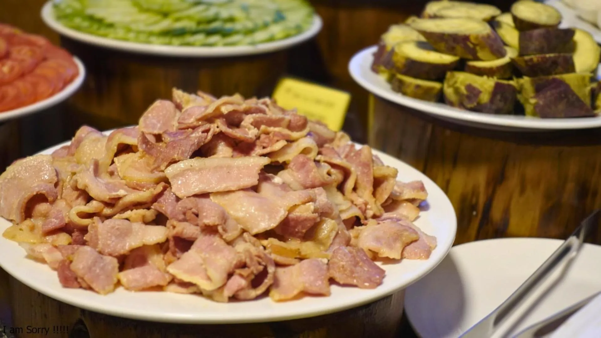 Buffet breakfast in Sapa Village Hotel