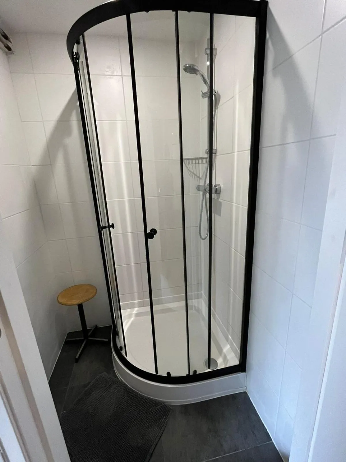 Shower in Hostel Barbarossa