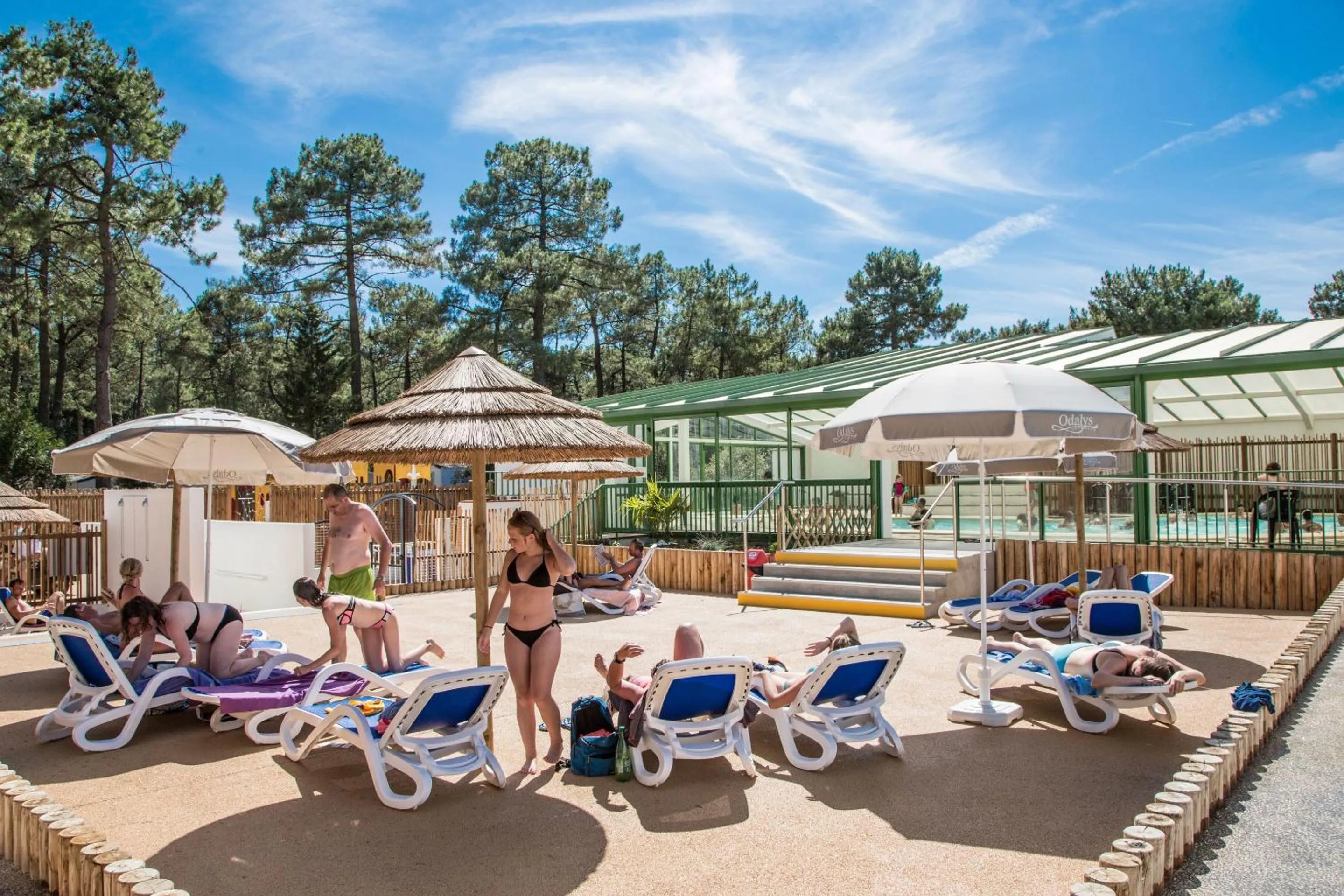 Swimming pool in Camping Les Dunes