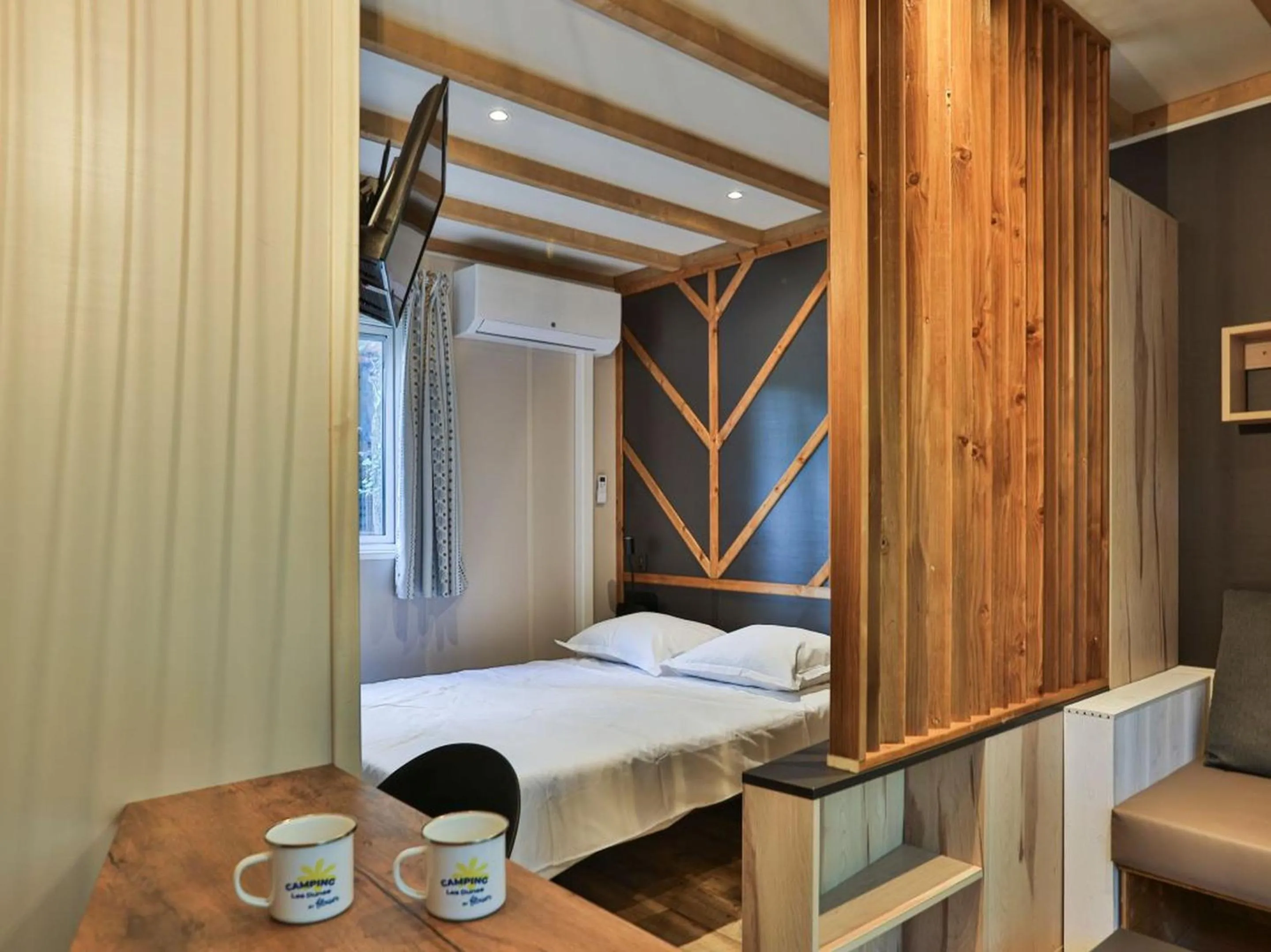 Bedroom, Bed in Camping Les Dunes