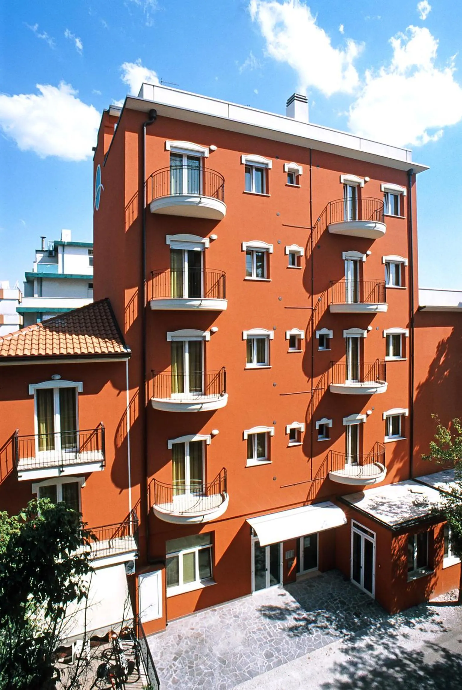 Property building in Welcome Residence per famiglie