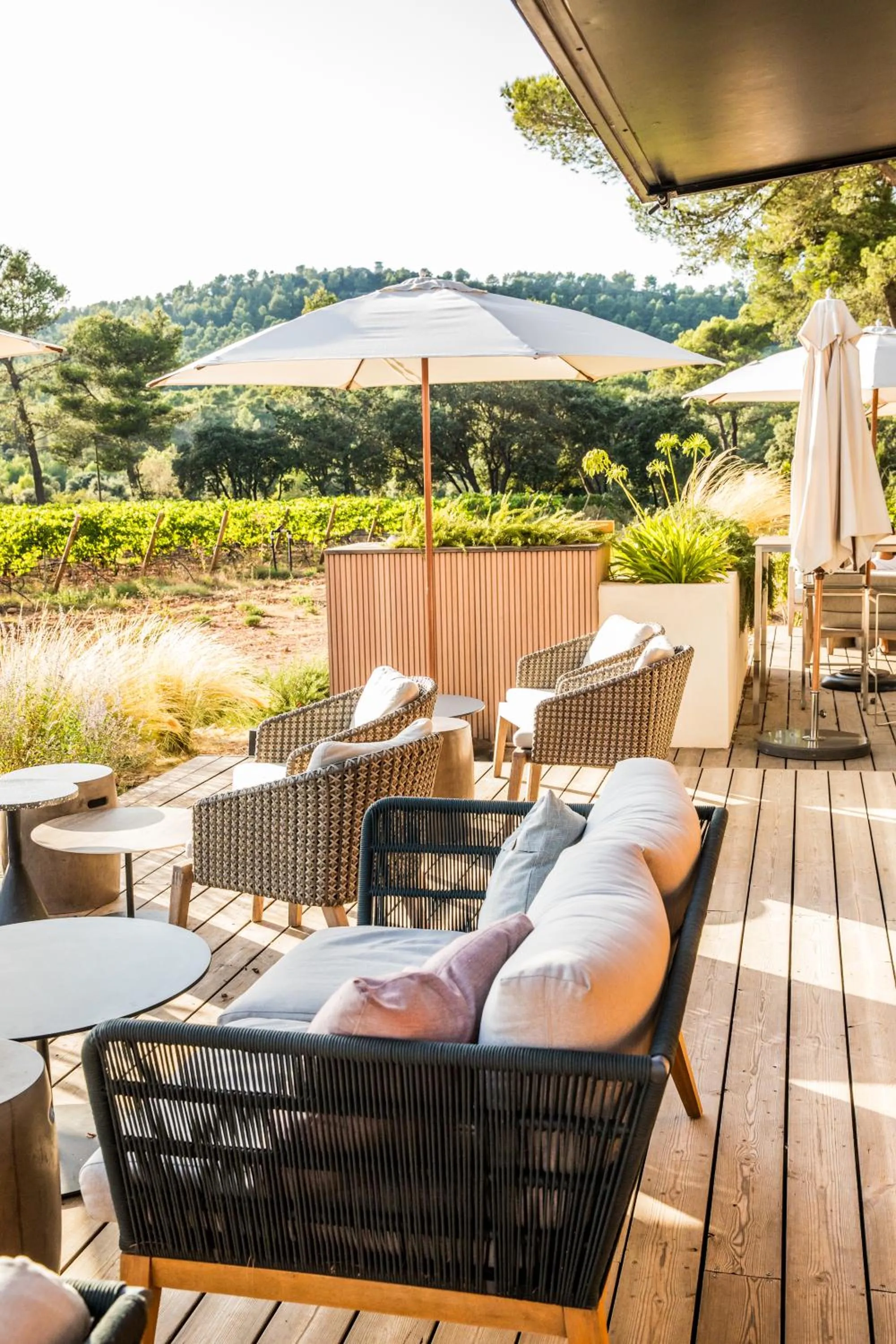 Restaurant/places to eat in Domaine la Pierre Blanche