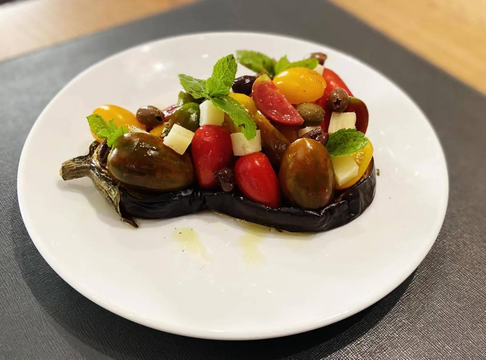 Restaurant/places to eat in Il Duomo Luxury Suite