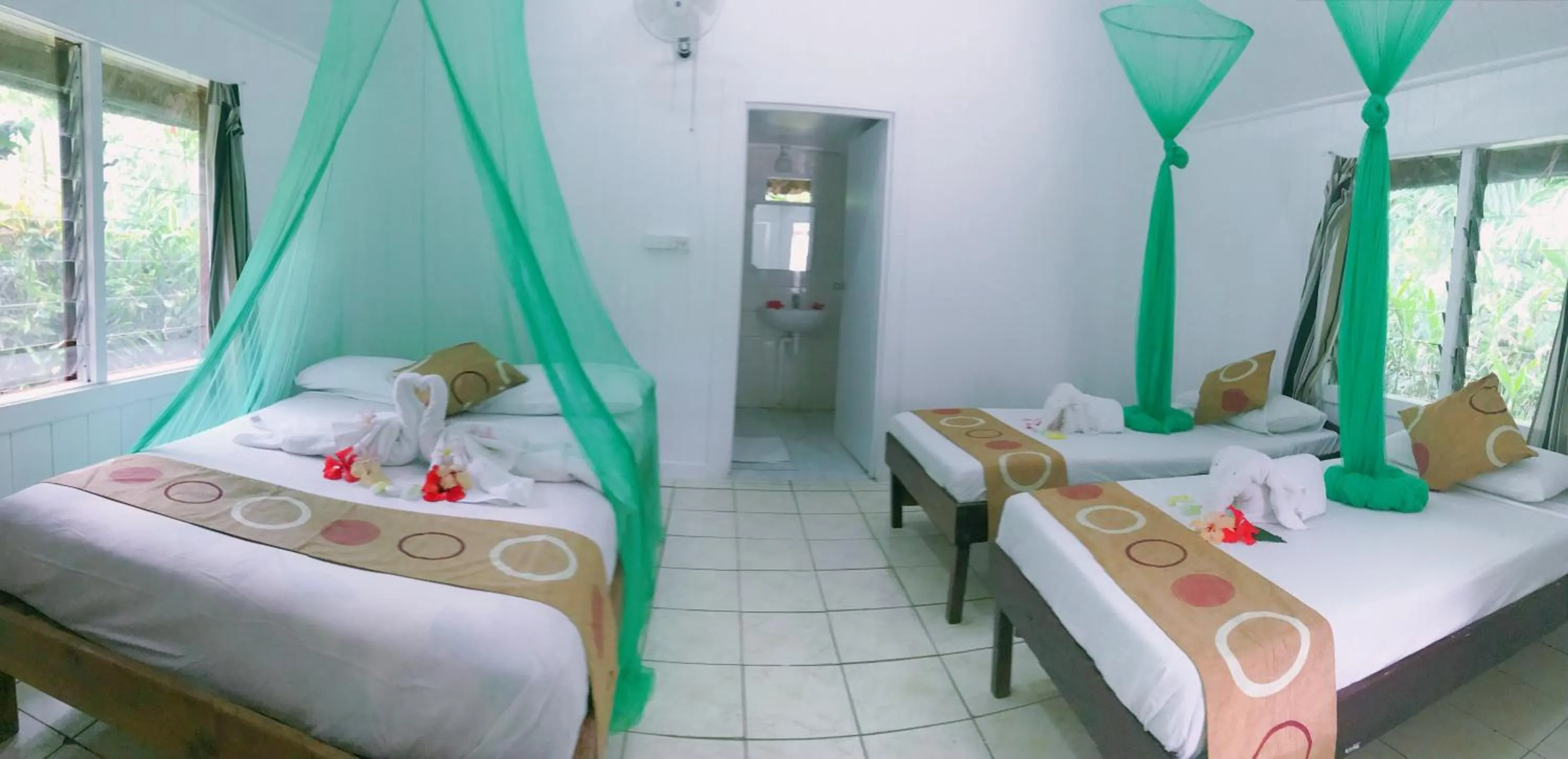 Tanna Evergreen Resort & Tours