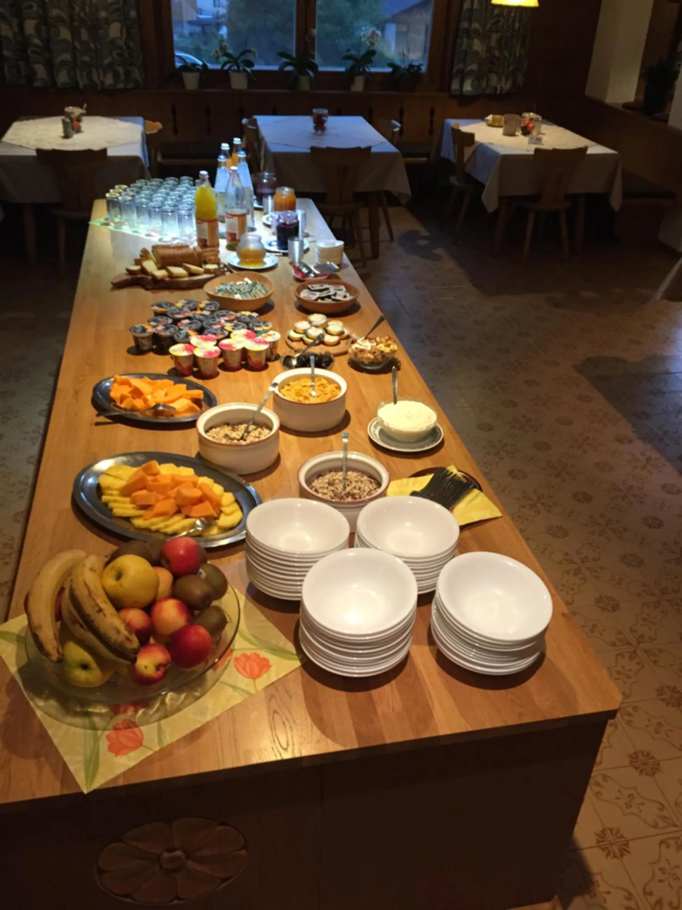 Breakfast in Hotel Chavalatsch